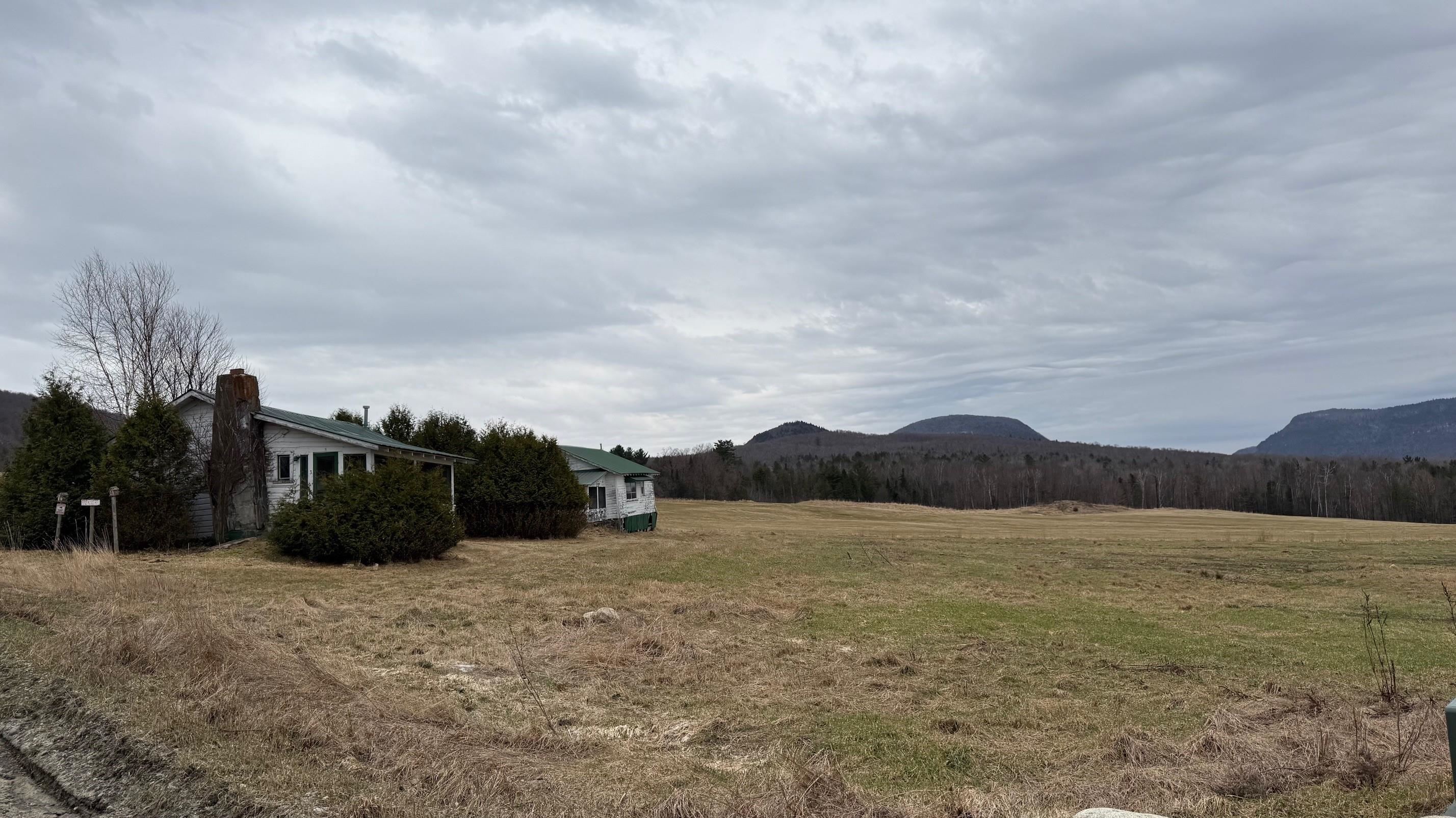 178, 210 Lacross Lane Property Photo 8
