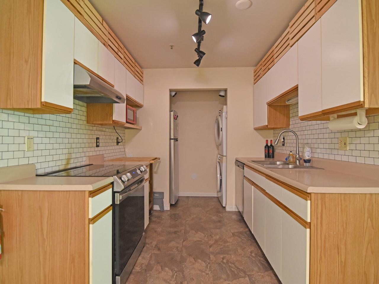 243 Hildred Drive Property Photo 12