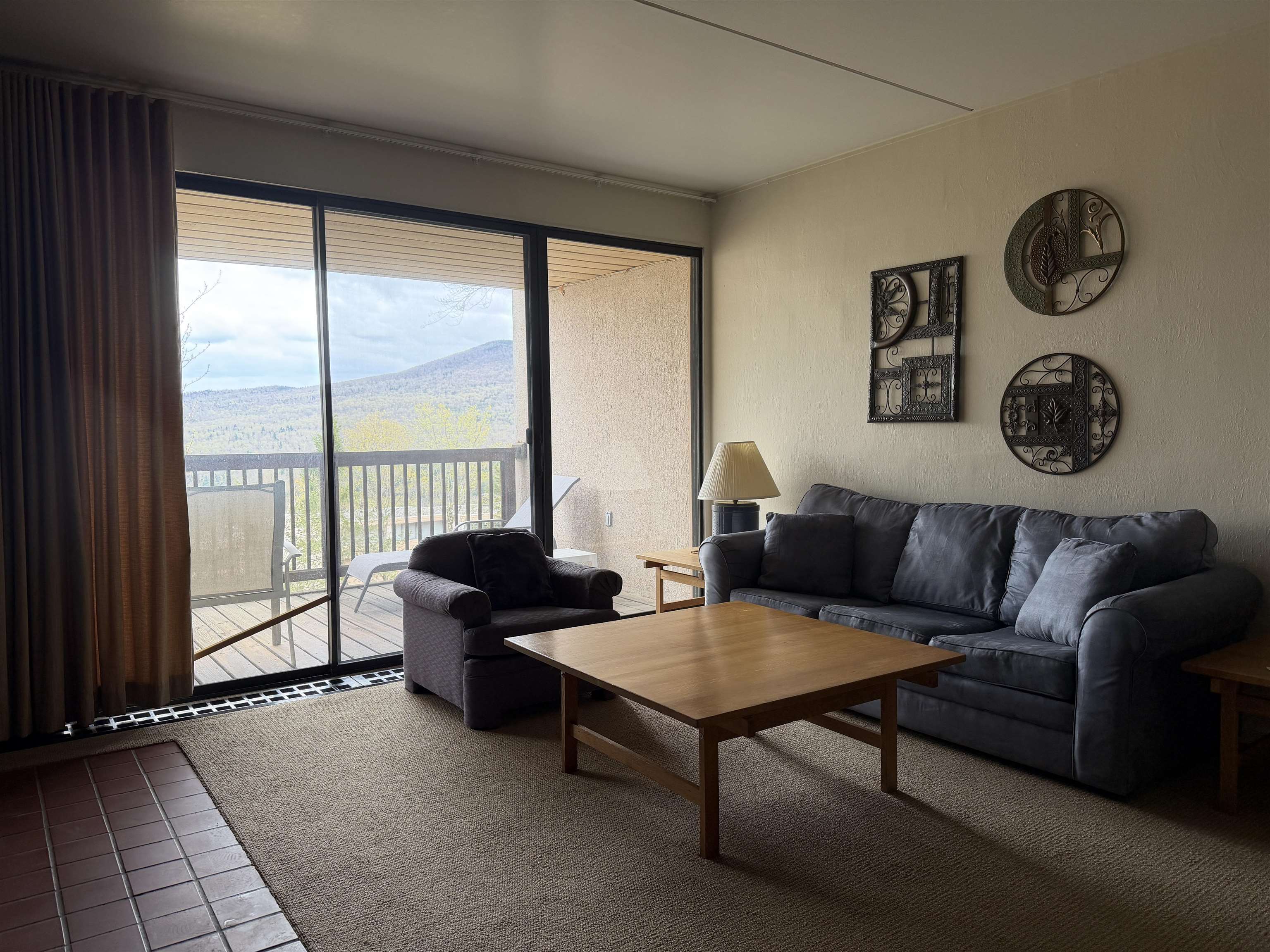 1275 Notchbrook Road Property Photo 2