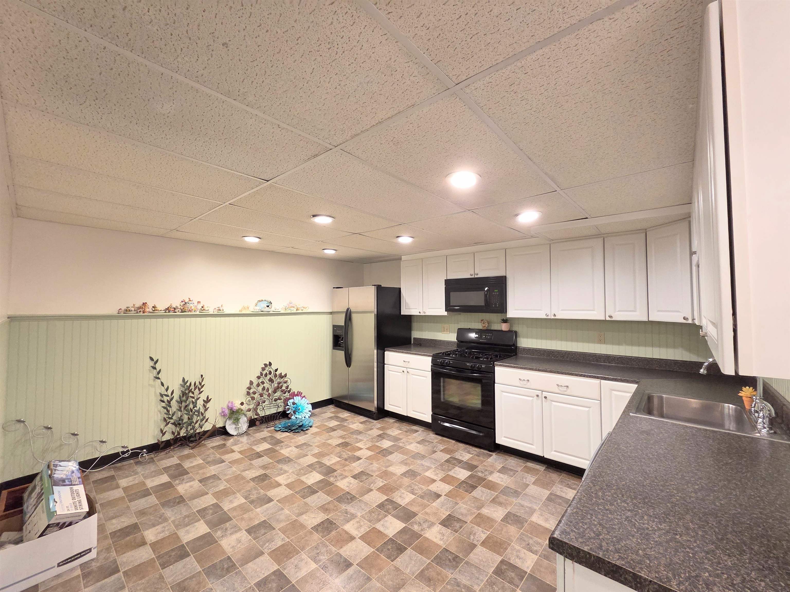 229 Meadowood Lane Property Photo 46