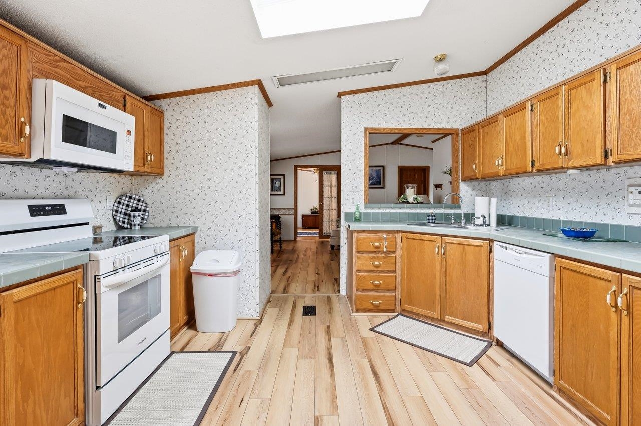 10 Lark Lane Property Photo 22