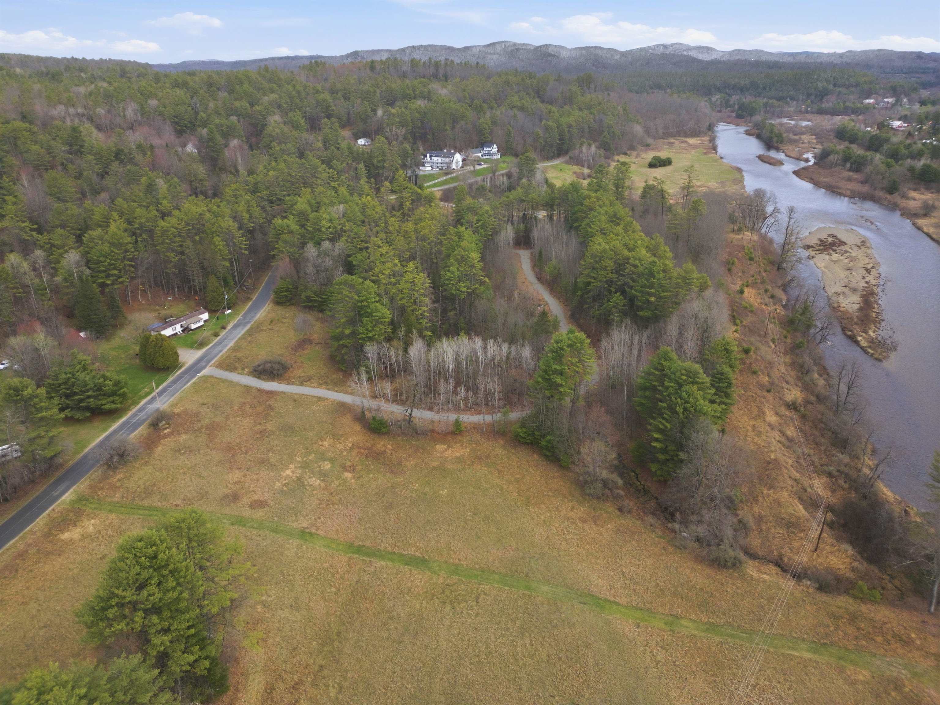 548 Bishop Road Property Photo 2