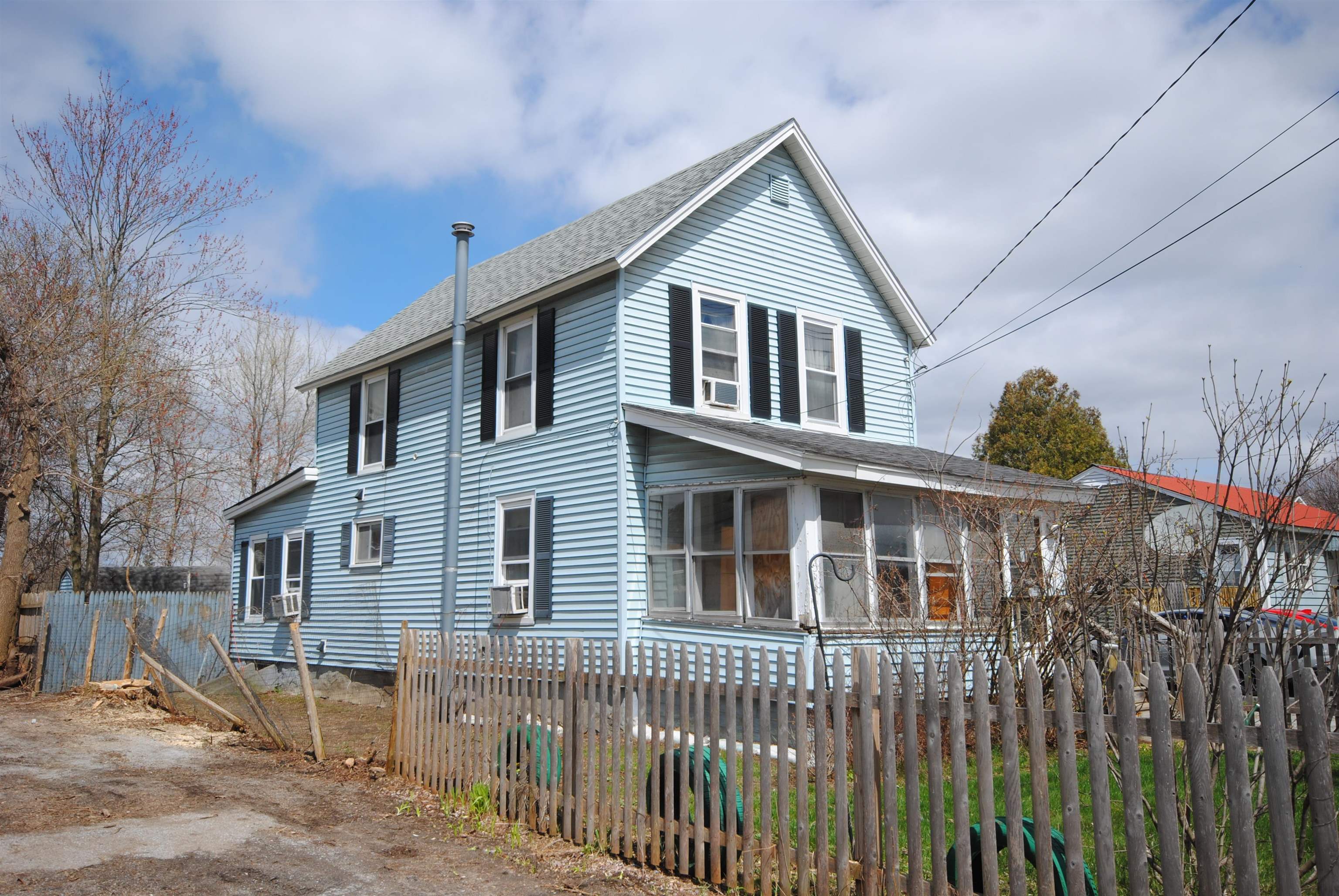 35 4th Street Property Photo 3