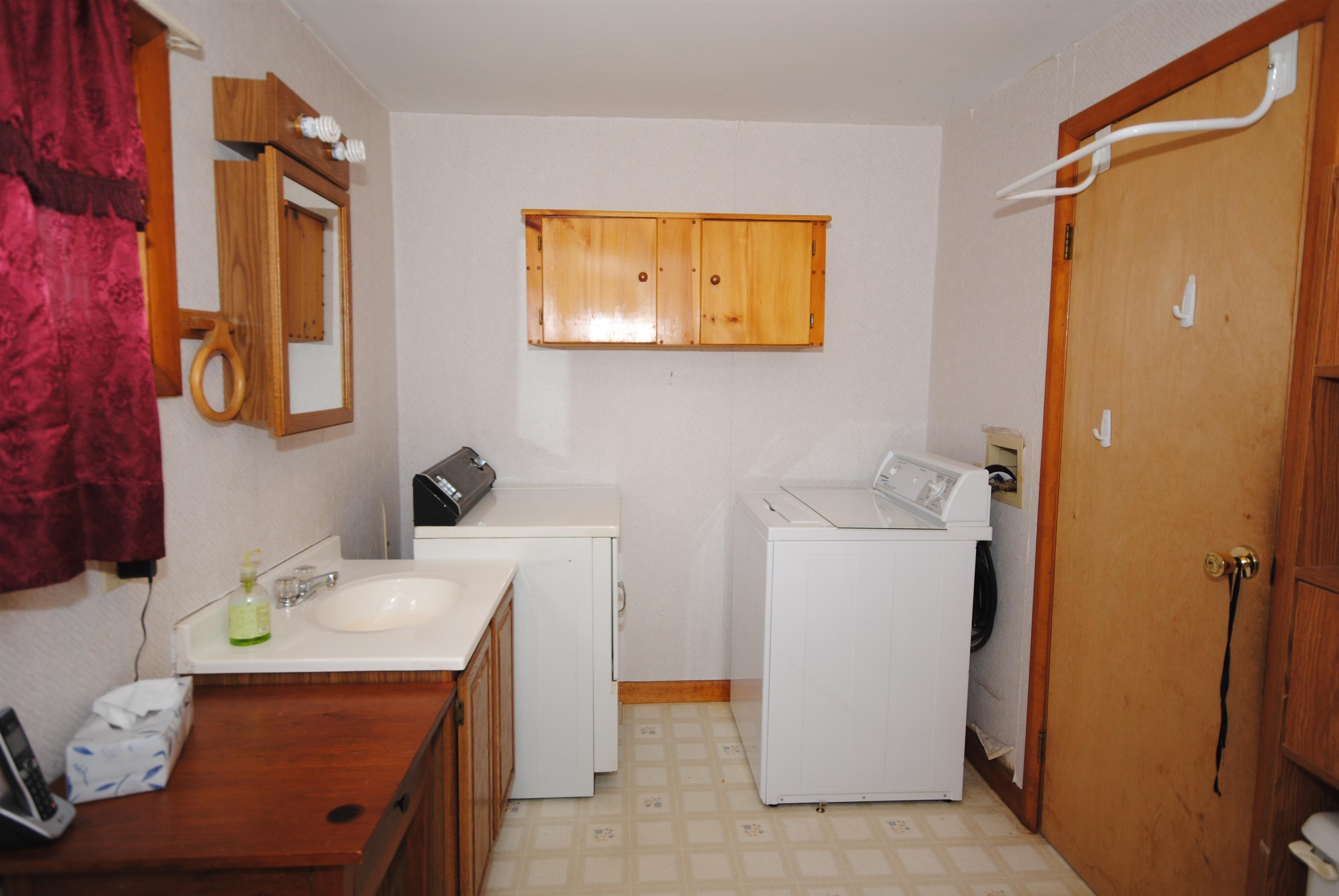35 4th Street Property Photo 15