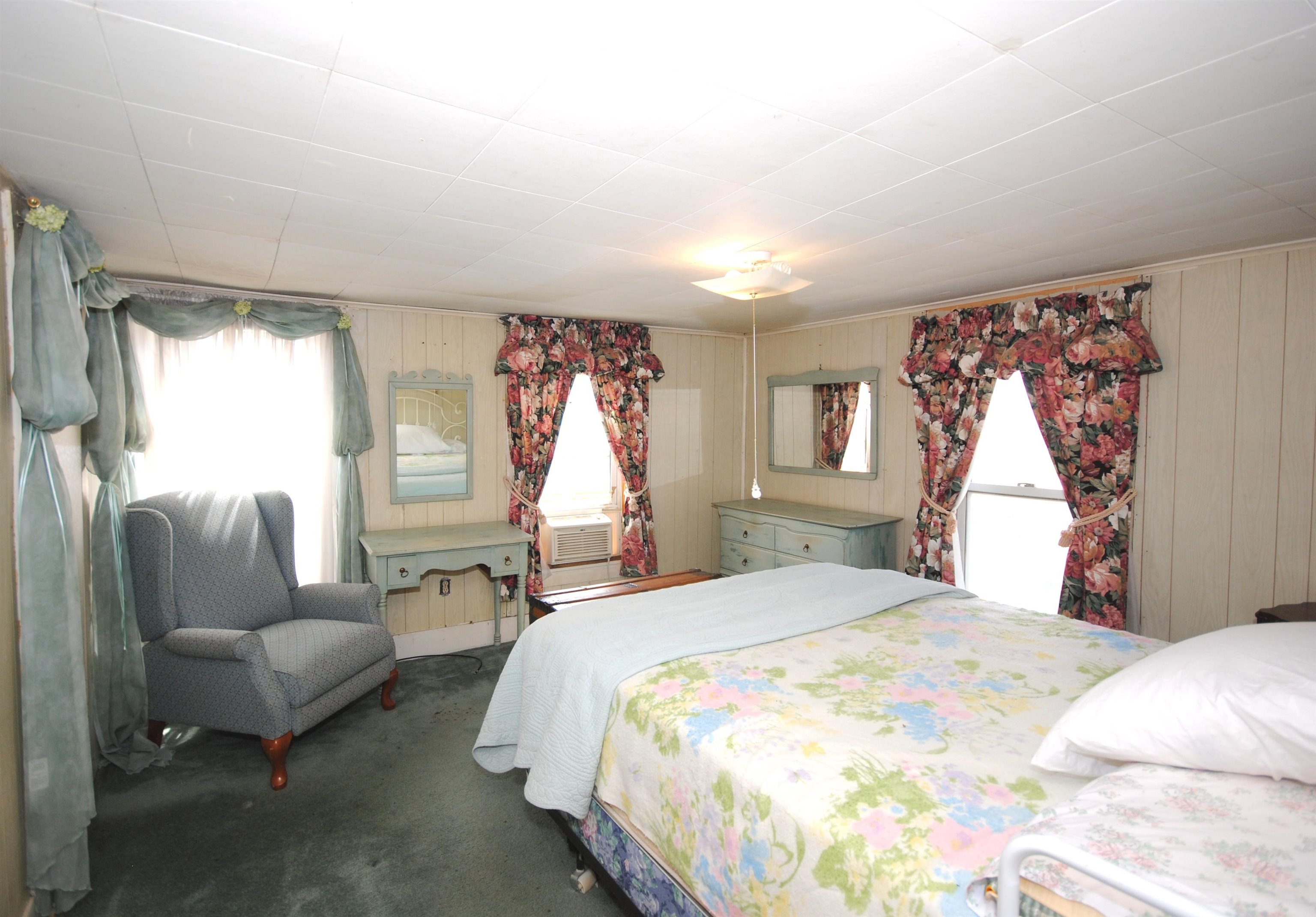 35 4th Street Property Photo 17