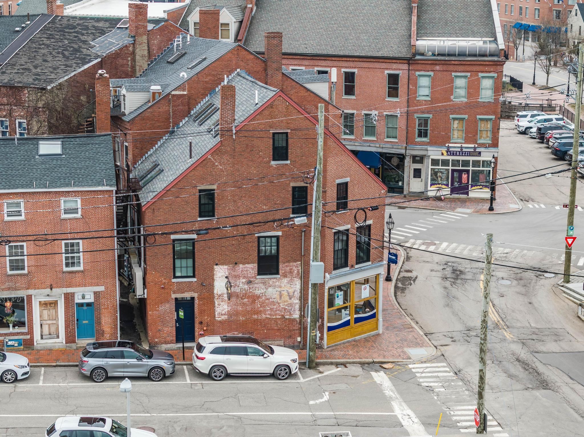 8 Bow Street Property Photo 5