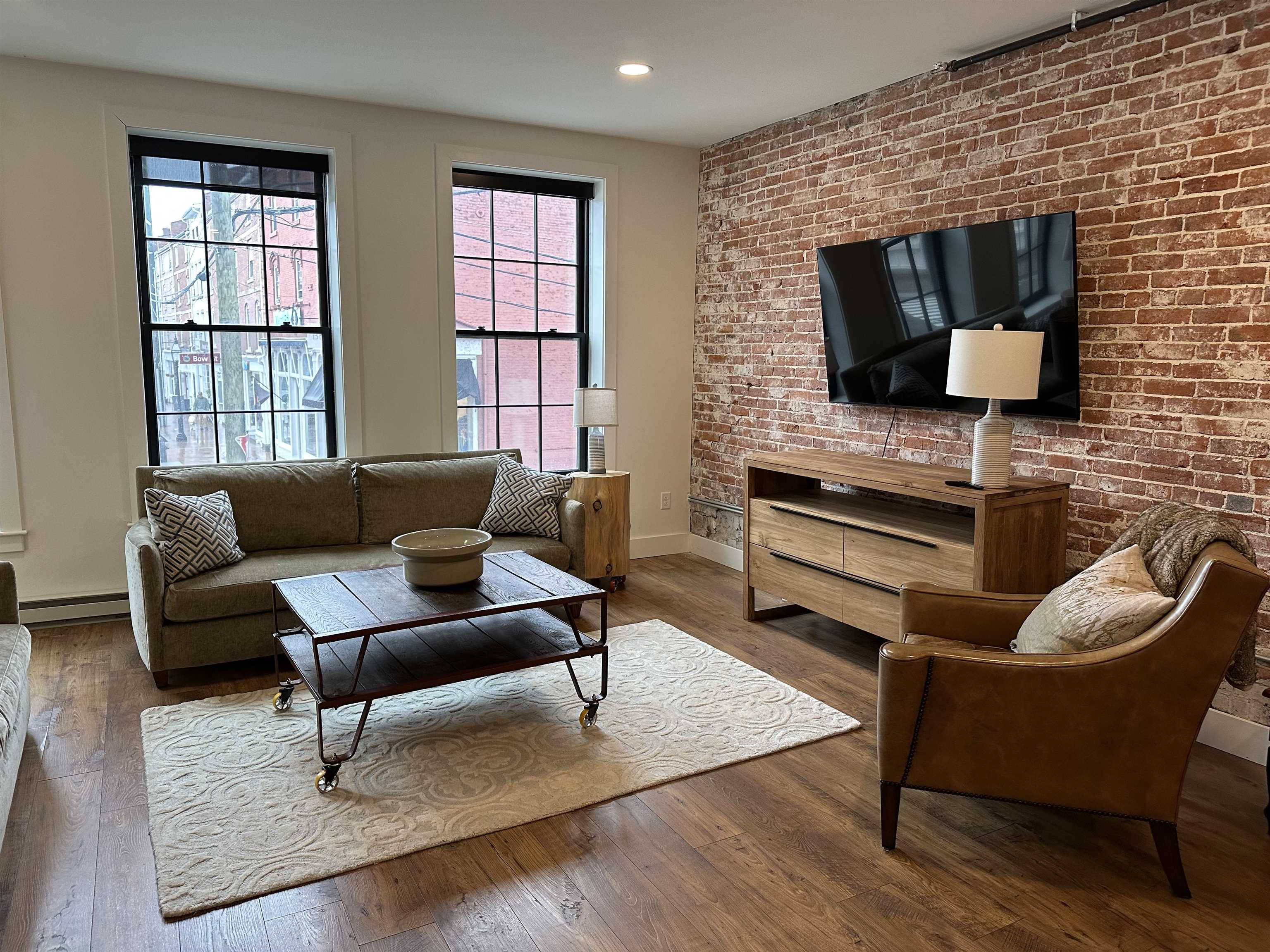 8 Bow Street Property Photo 22
