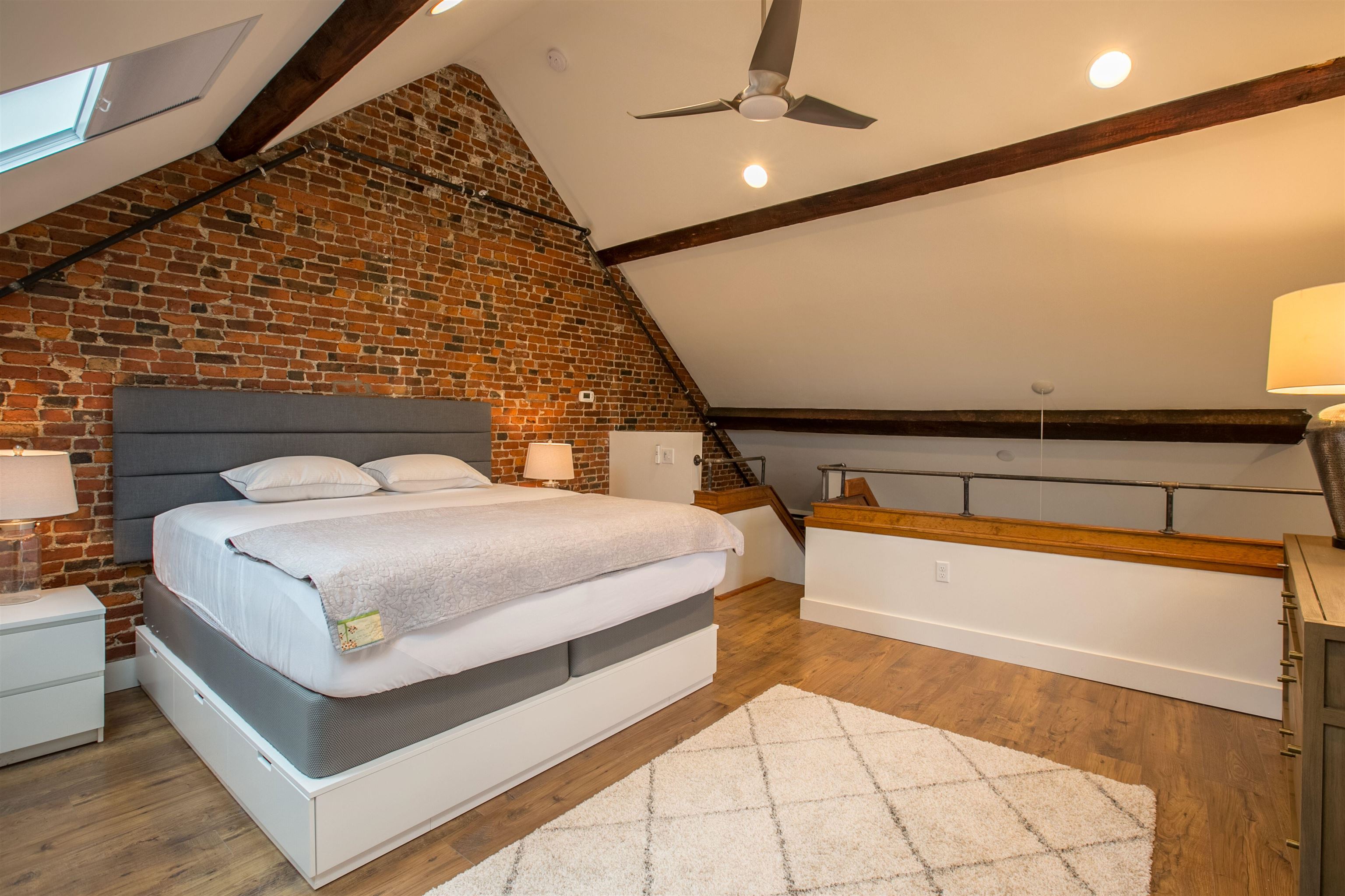 8 Bow Street Property Photo 37