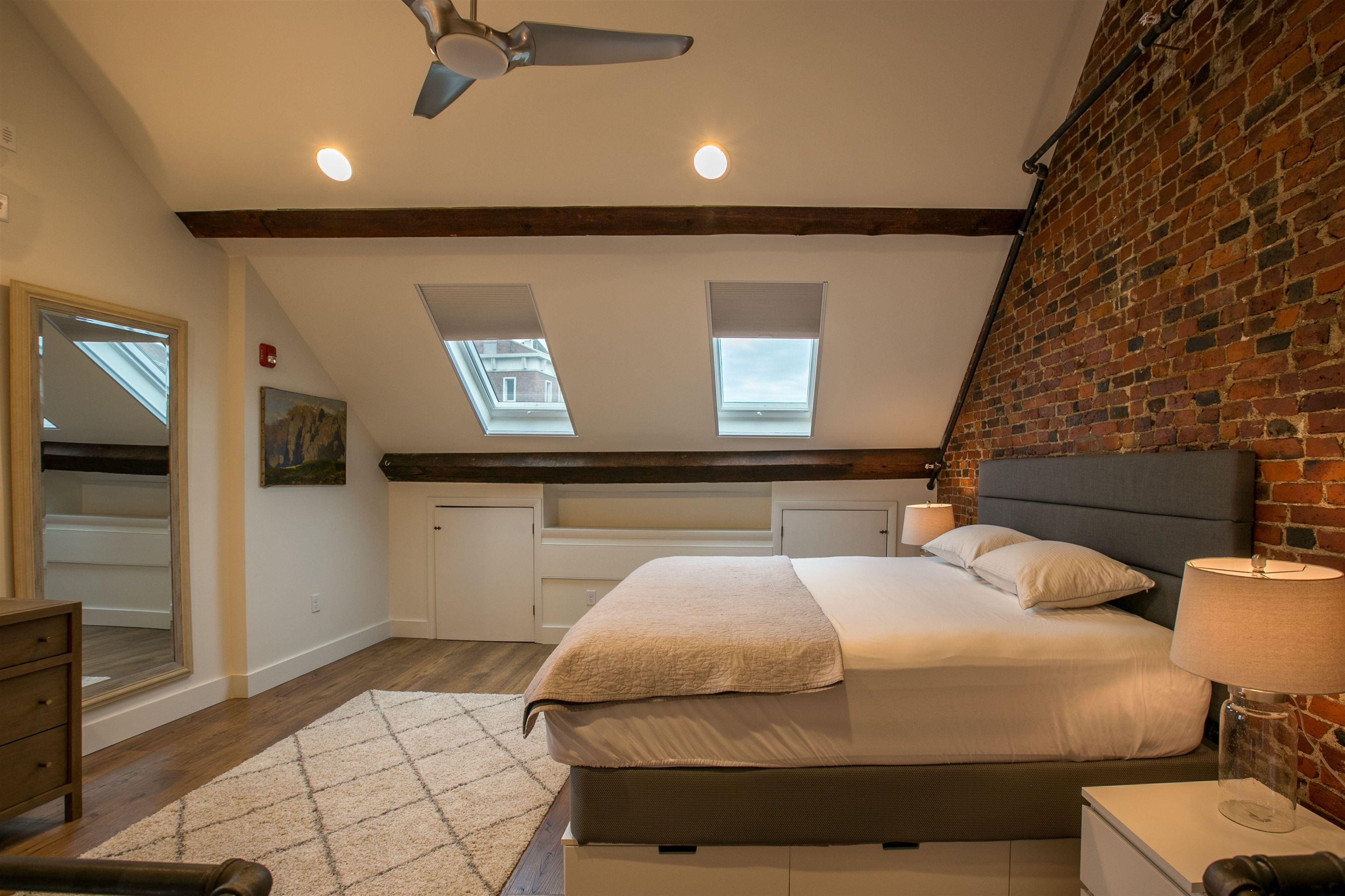 8 Bow Street Property Photo 40