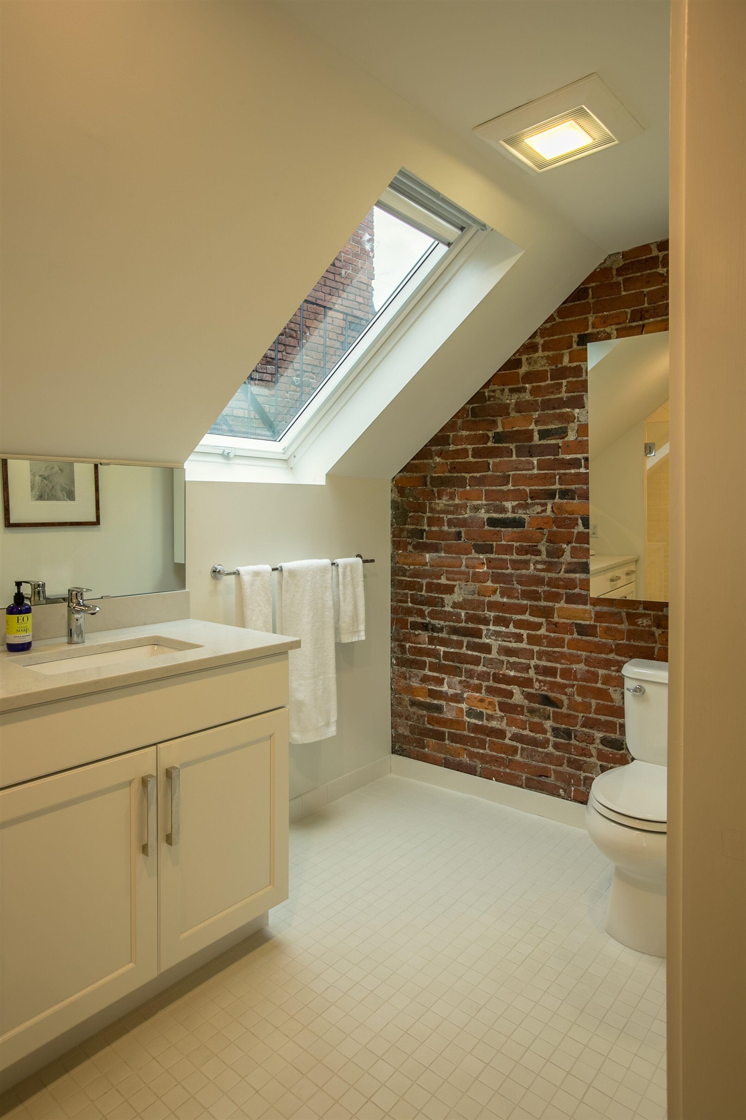 8 Bow Street Property Photo 44