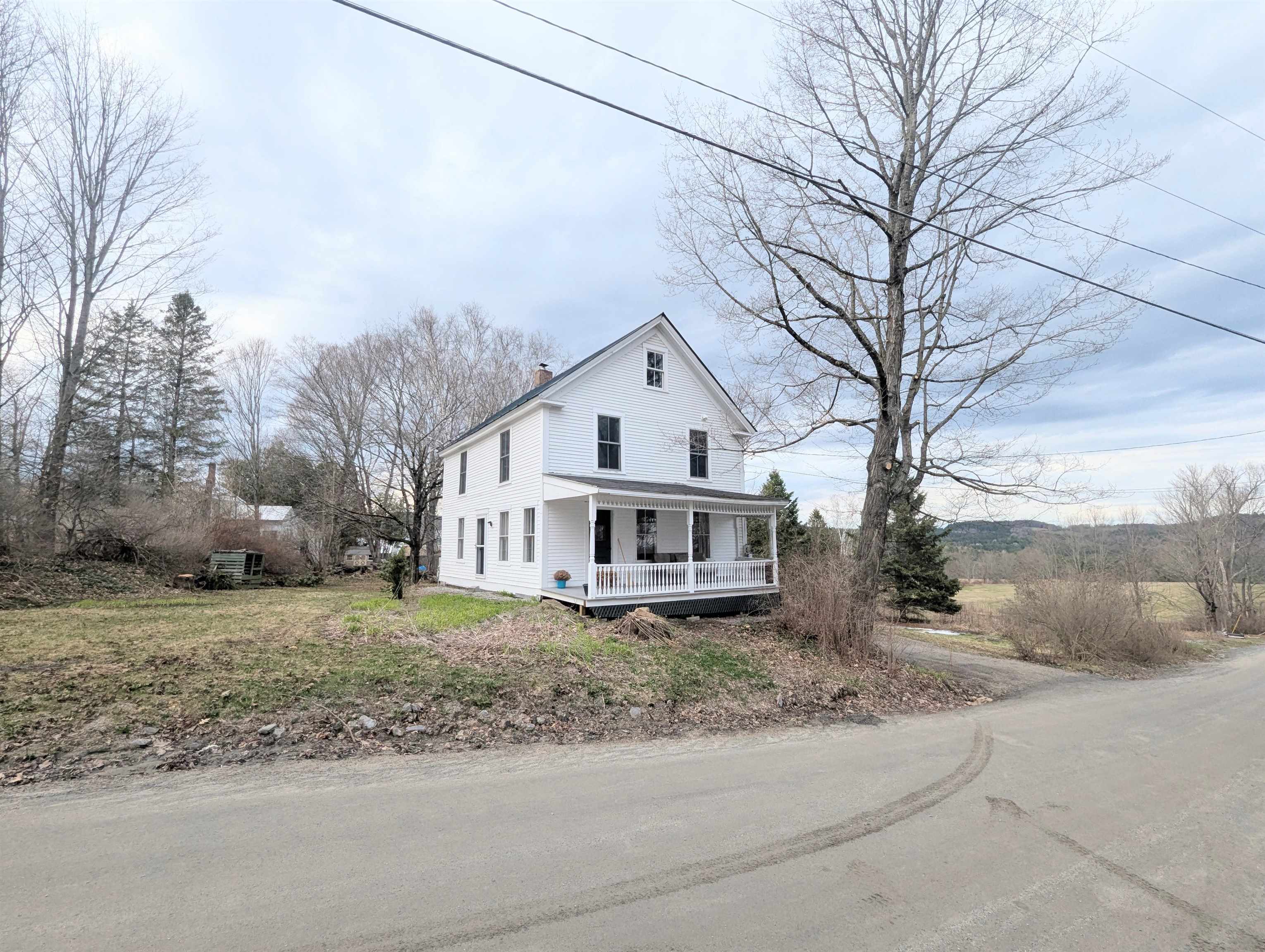 33 Old Cemetery Road Property Photo 1