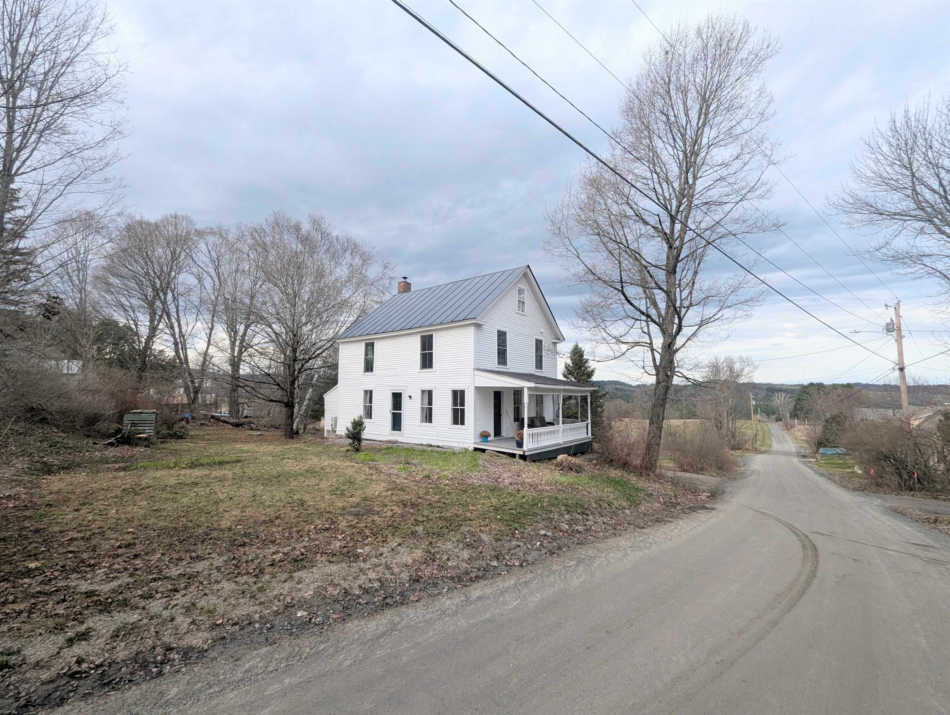 33 Old Cemetery Road Property Photo 2