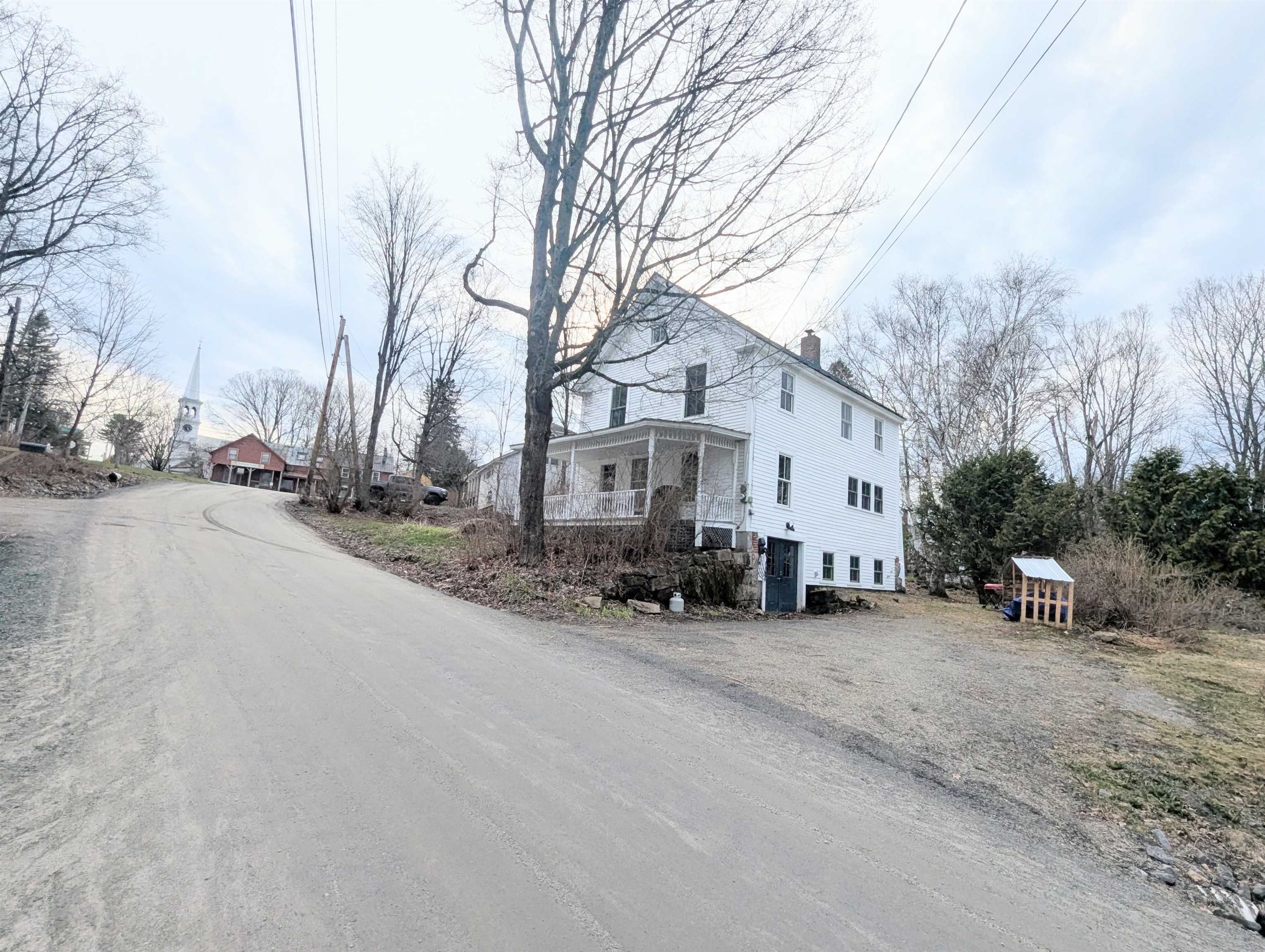 33 Old Cemetery Road Property Photo 4