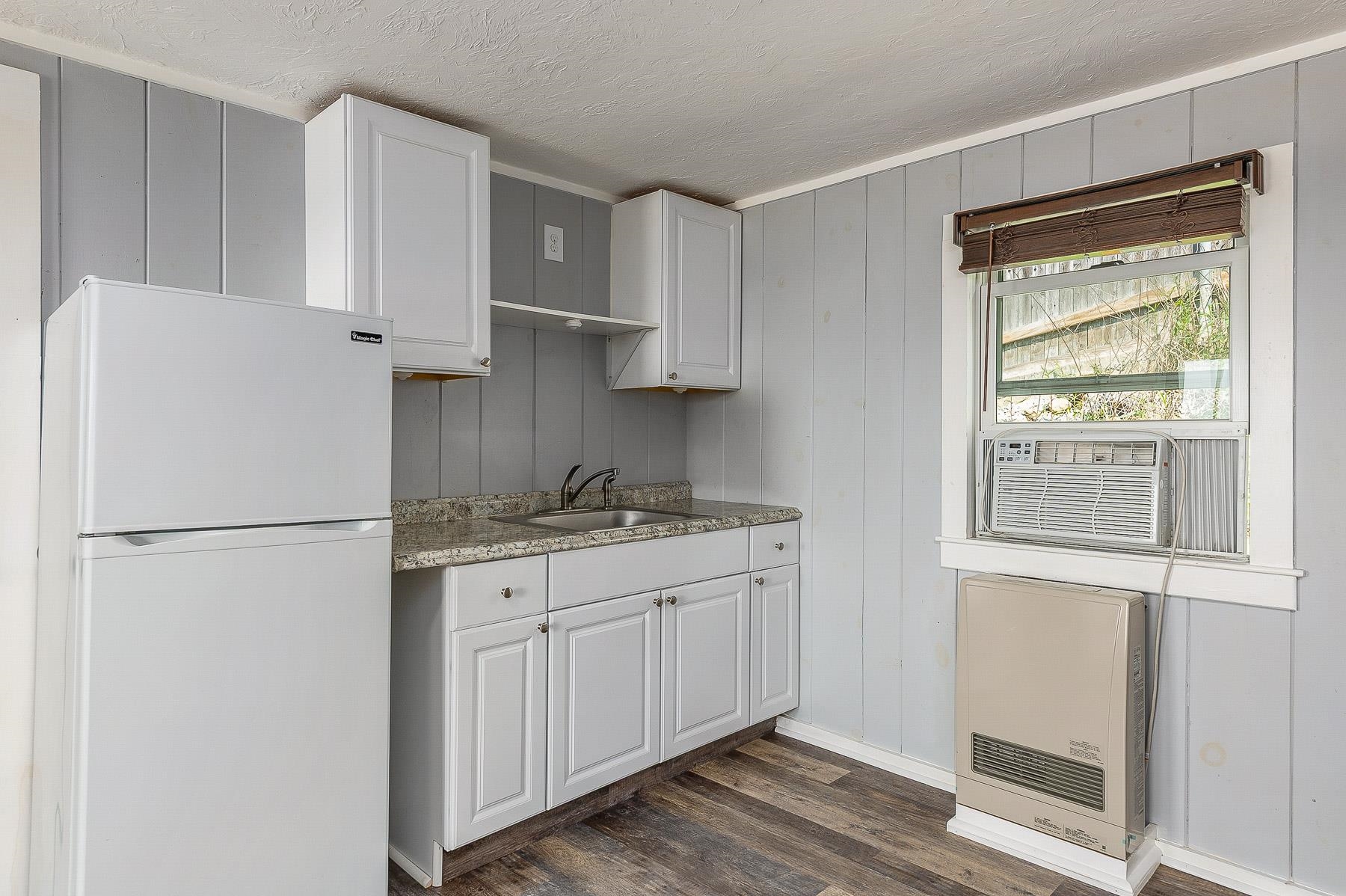 522 Ocean Boulevard Property Photo 3