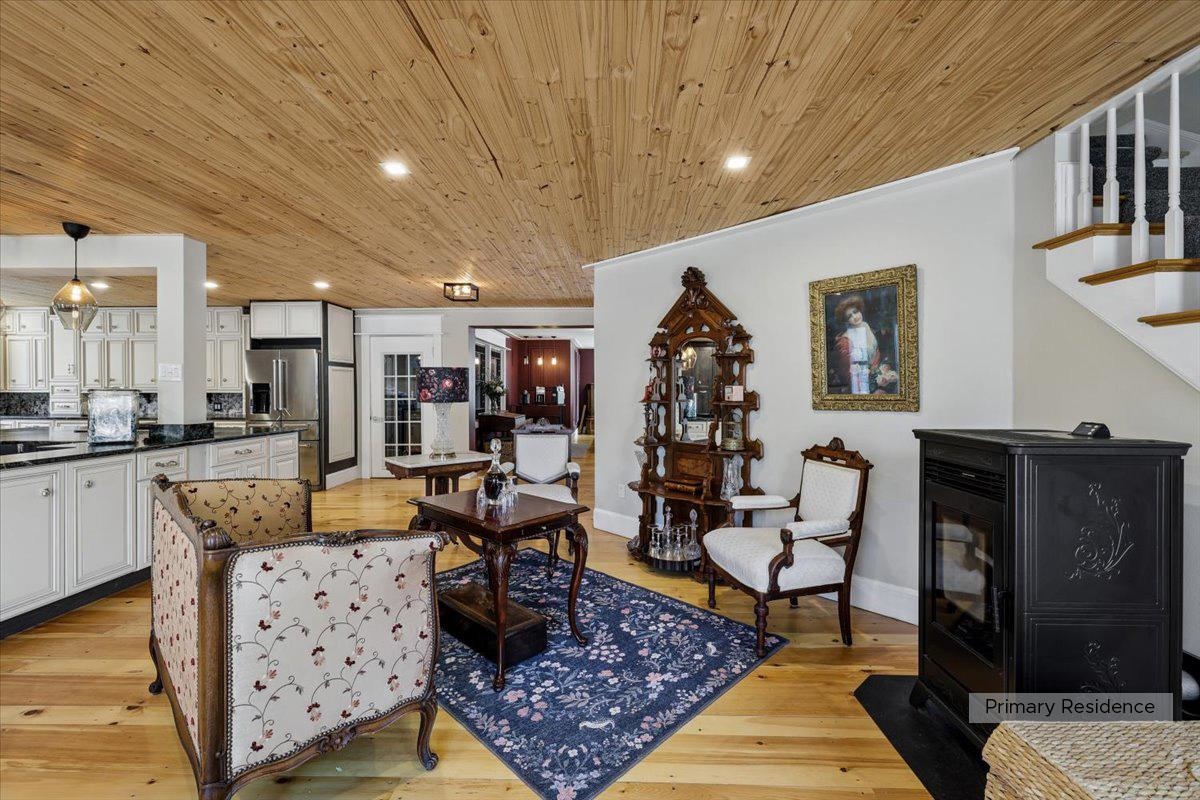 15 Pepperell Road Property Photo 12