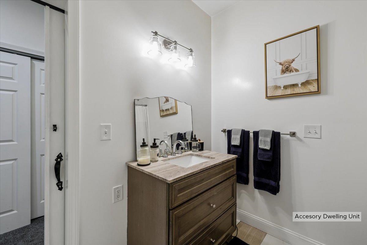 15 Pepperell Road Property Photo 29