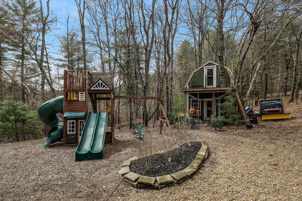 15 Pepperell Road Property Photo 44