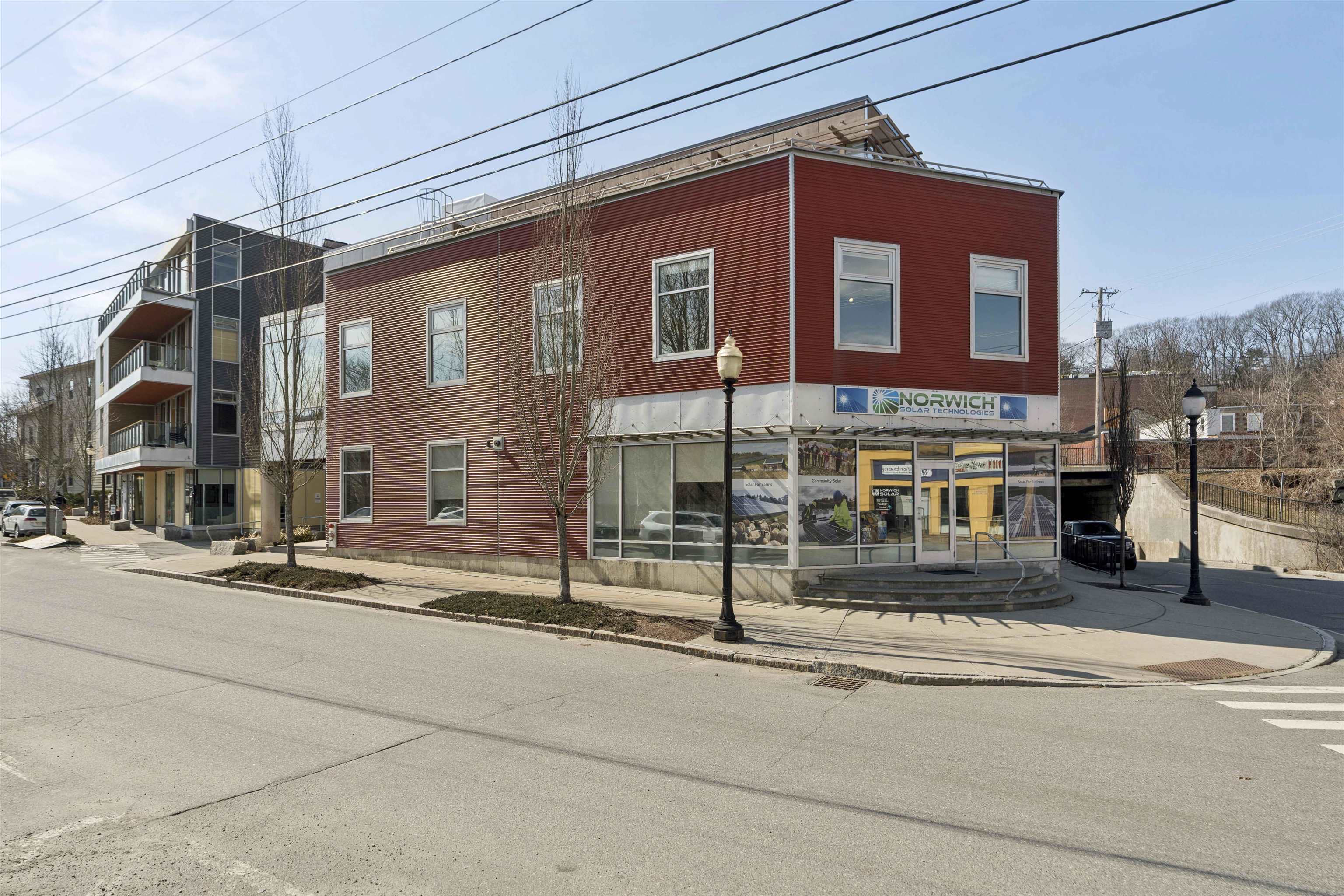 15 Railroad Row Property Photo 22