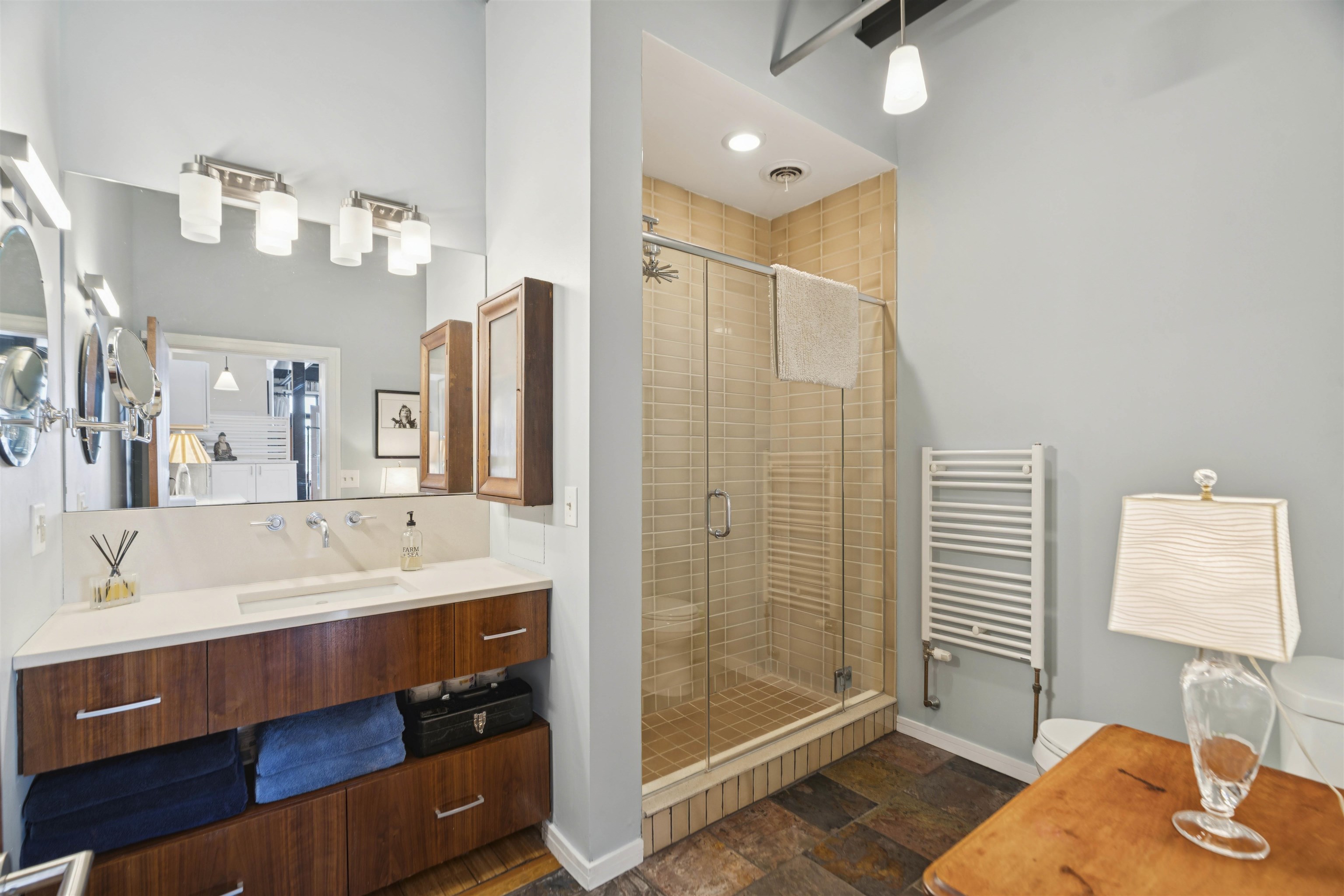15 Railroad Row Property Photo 29