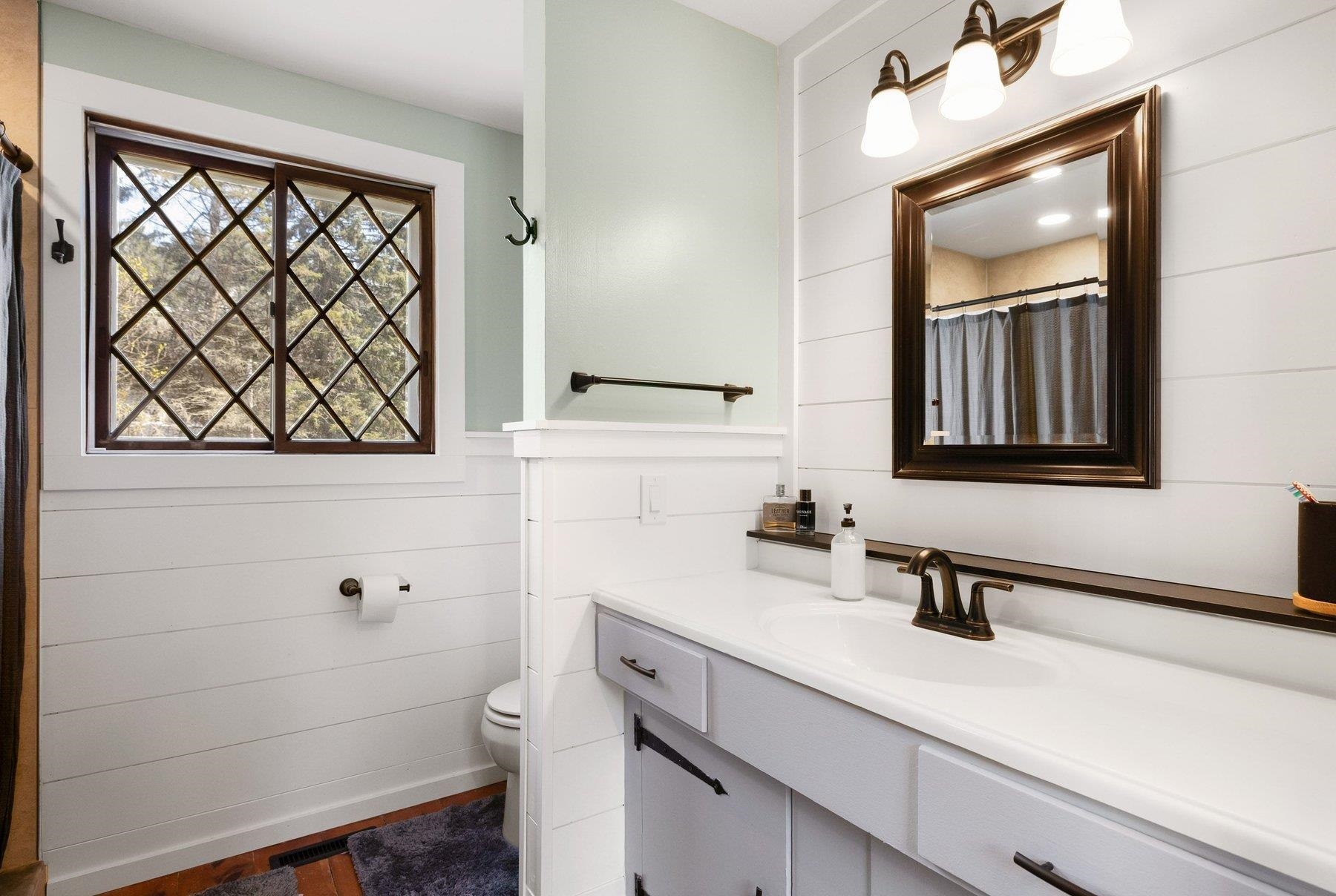 16 Marsh Lane Property Photo 18