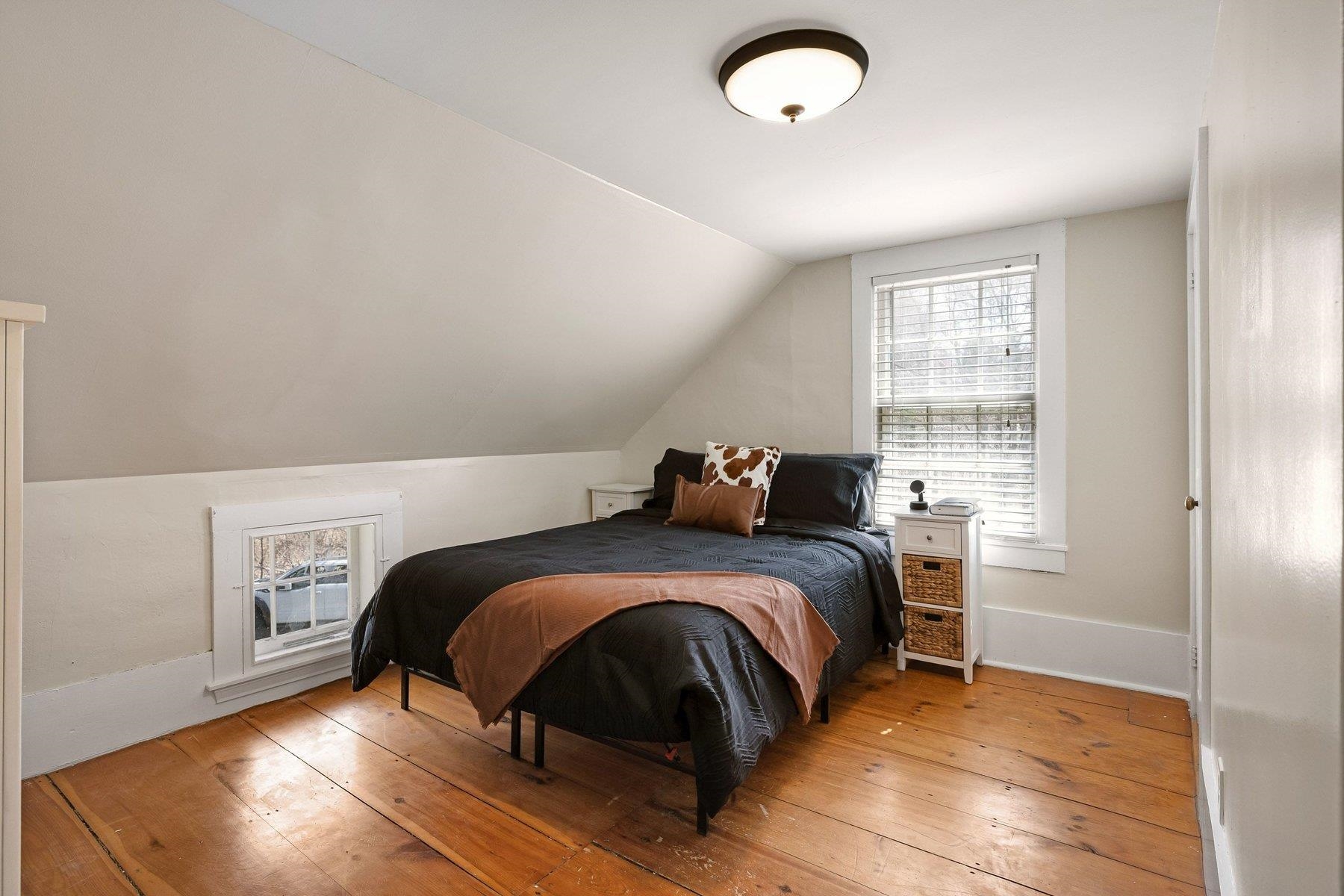 16 Marsh Lane Property Photo 36
