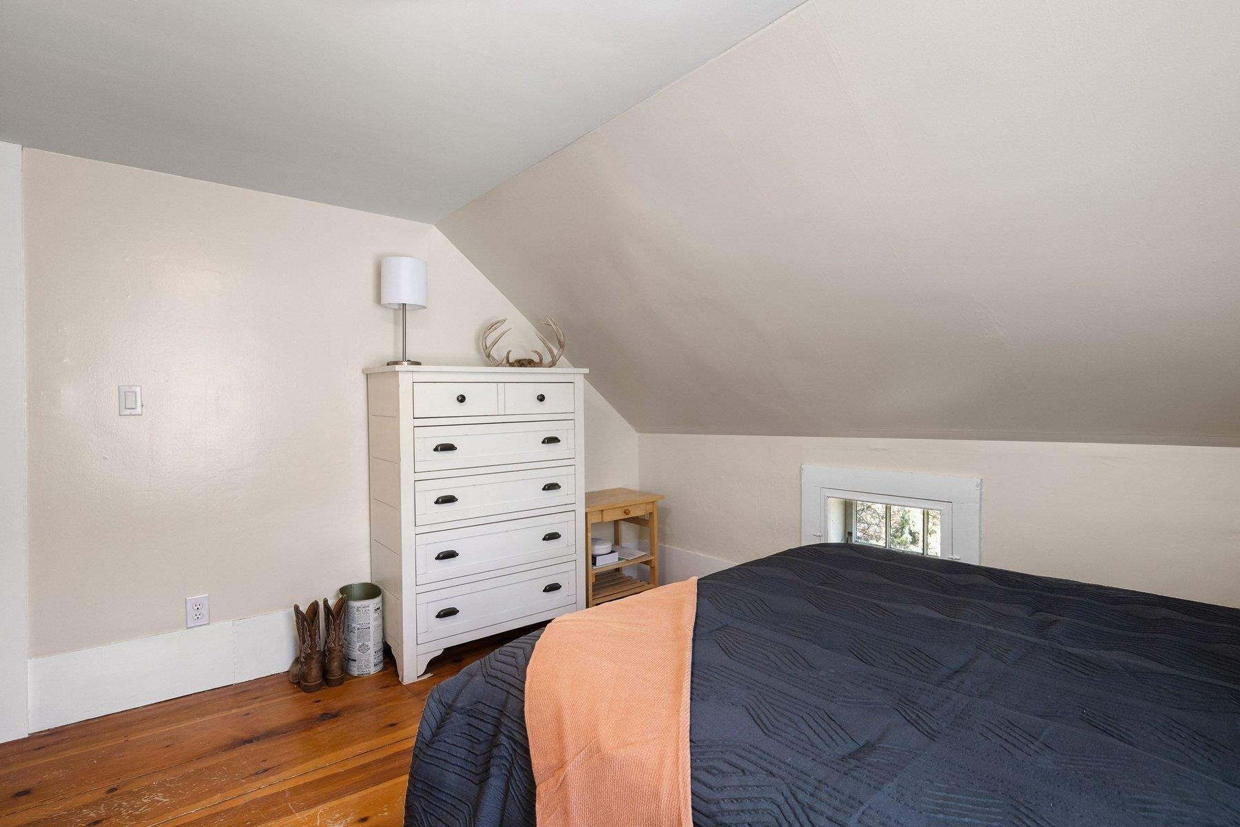 16 Marsh Lane Property Photo 37