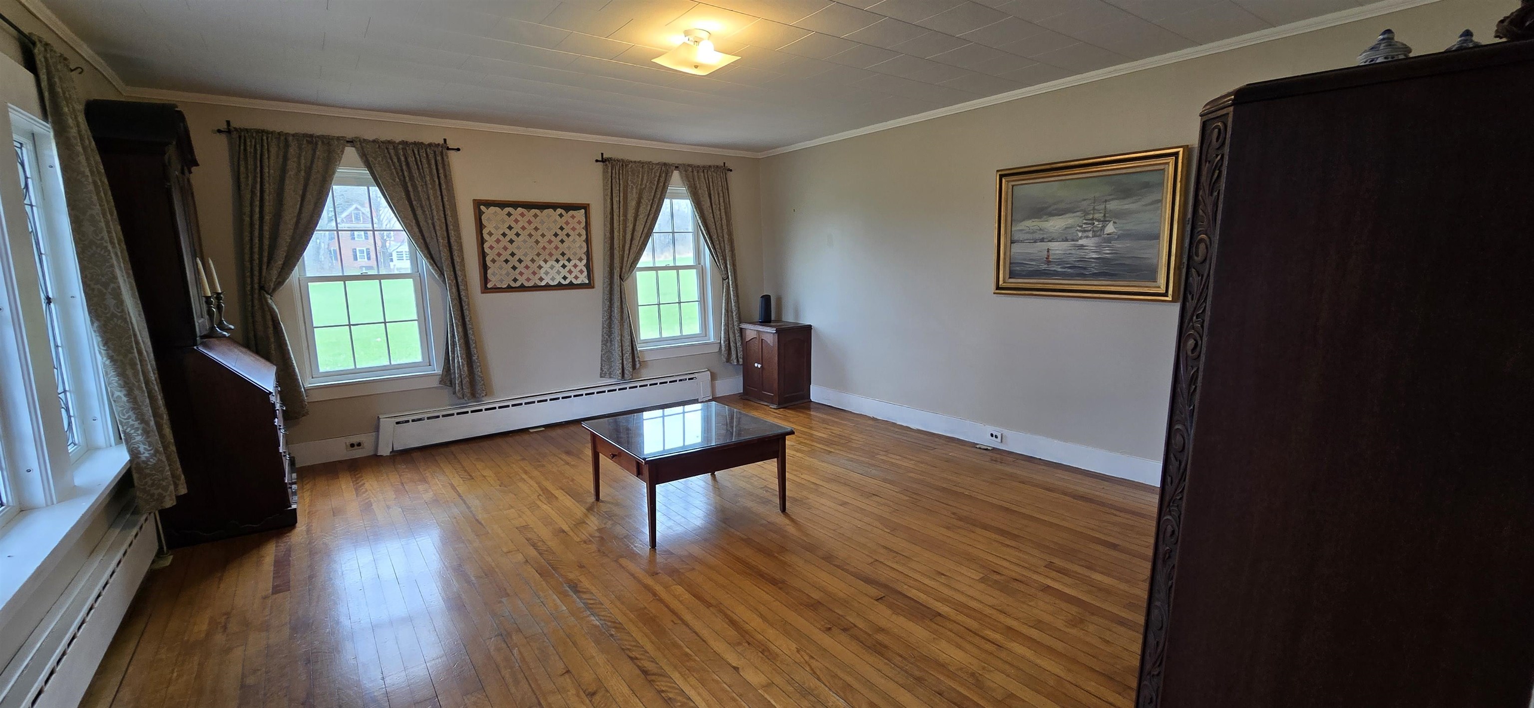 194 Dartmouth College Highway Property Photo 4