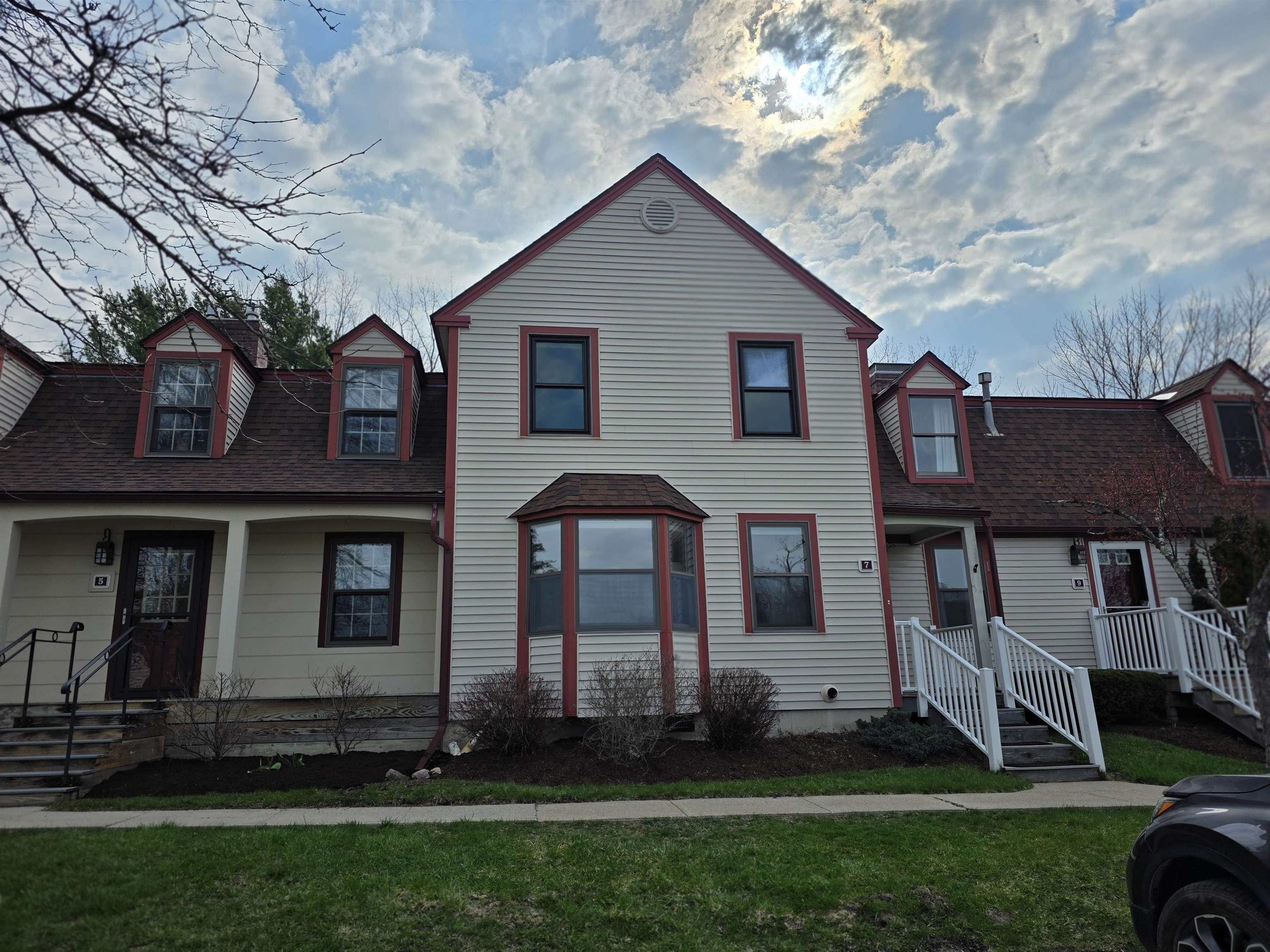 7 Evergreen Lane Property Photo 1