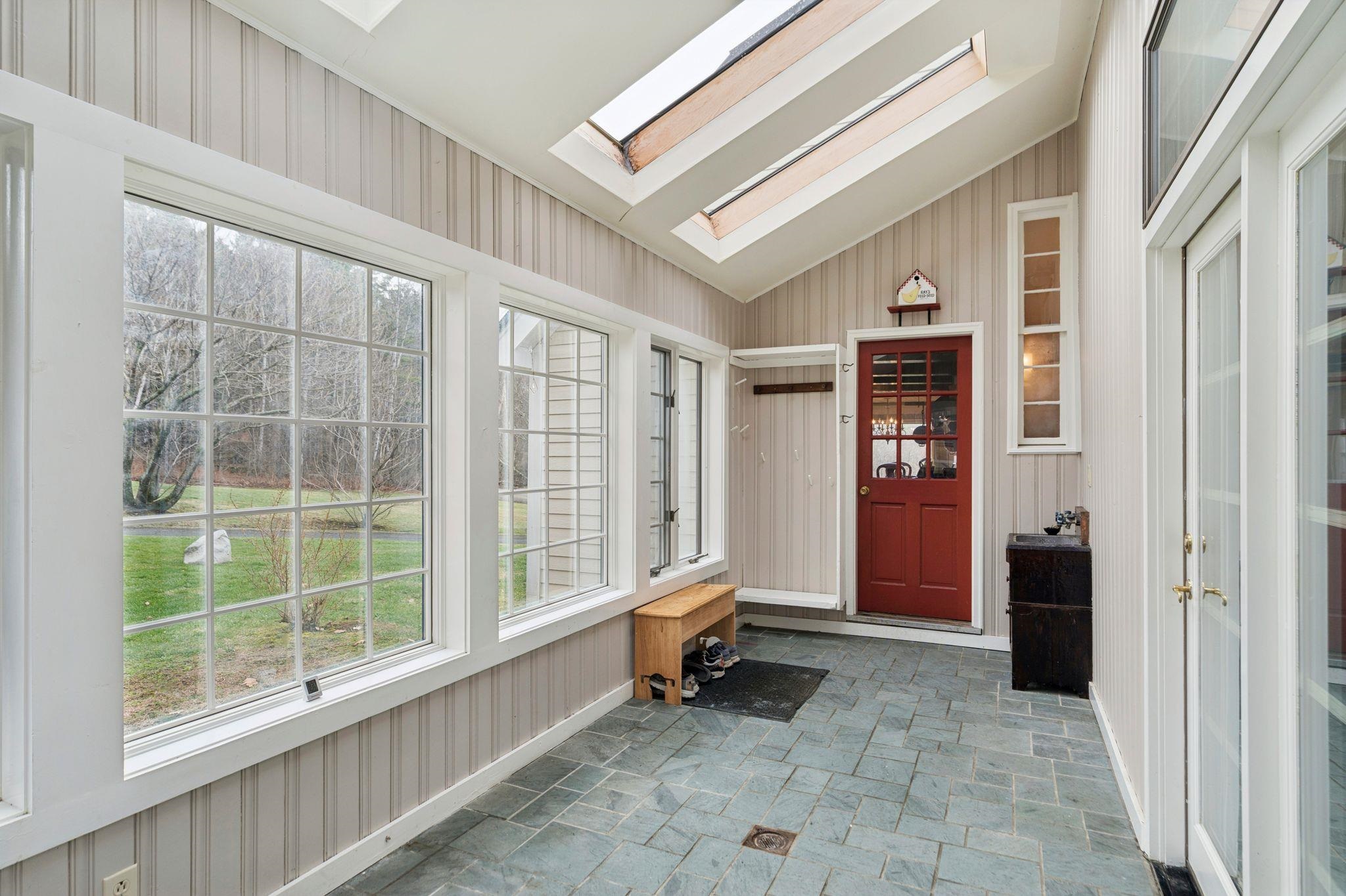 441 Rhoades Hill Road Property Photo 3