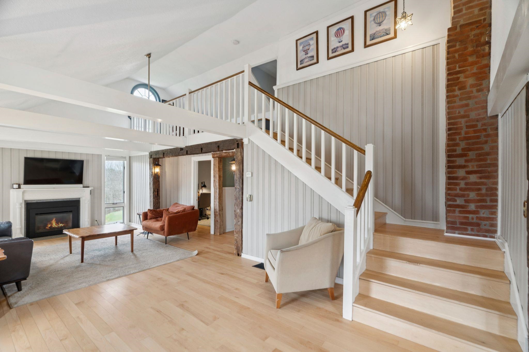 441 Rhoades Hill Road Property Photo 14
