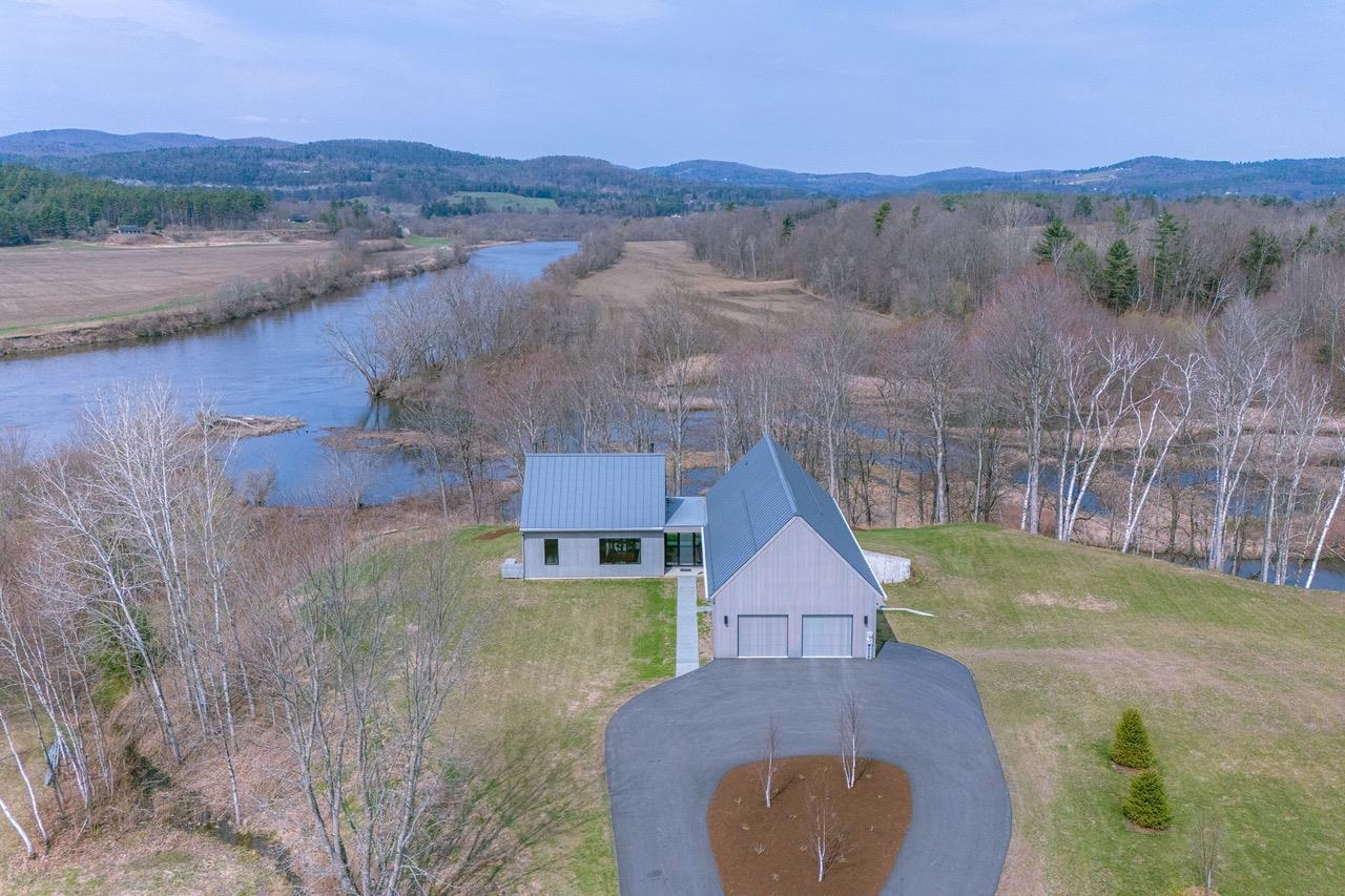 24 Highview Meadows