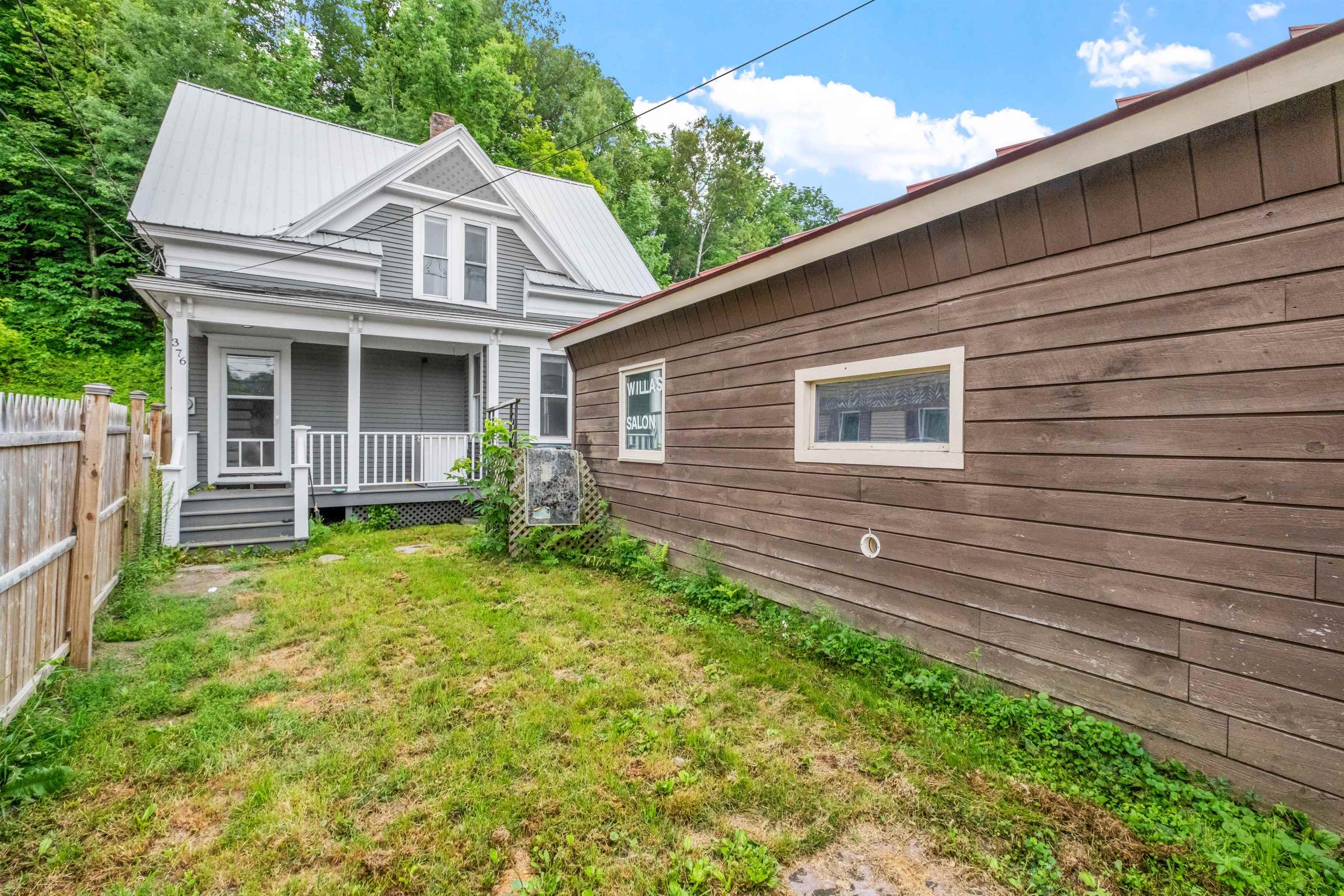 376 Portland Street Property Photo 2