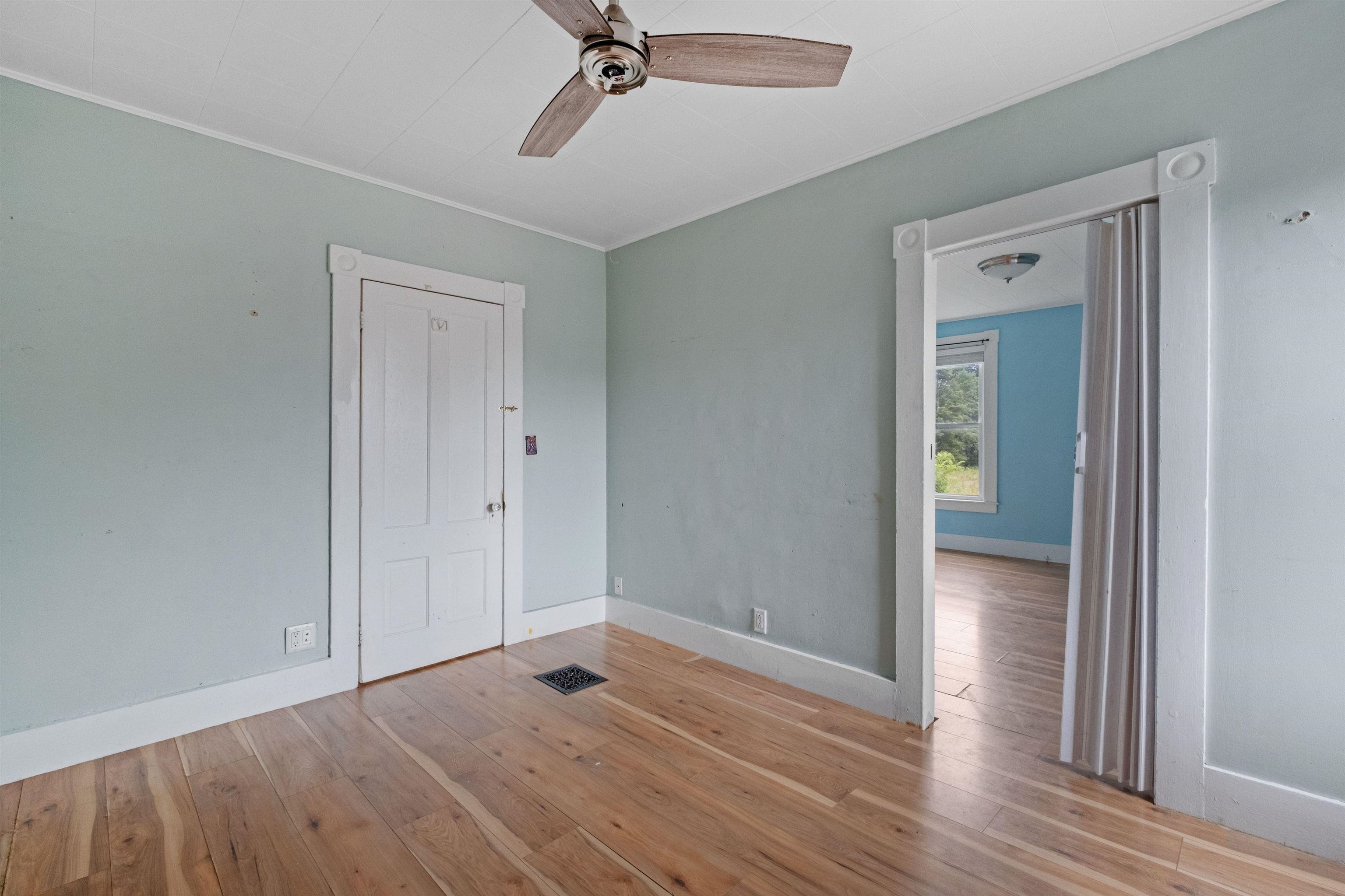 376 Portland Street Property Photo 27
