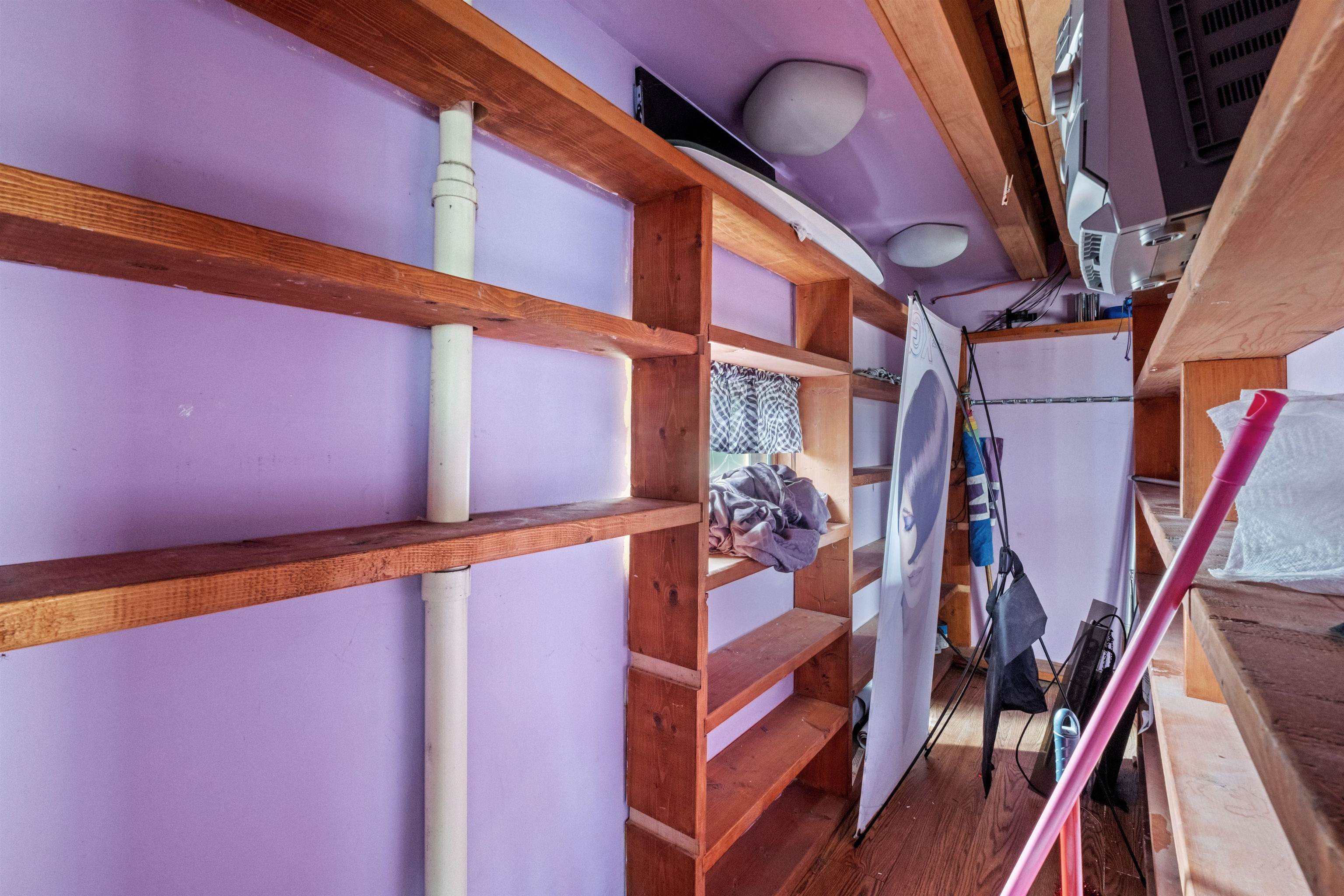 376 Portland Street Property Photo 44