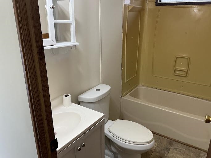 28 Thetford Lane Property Photo 4