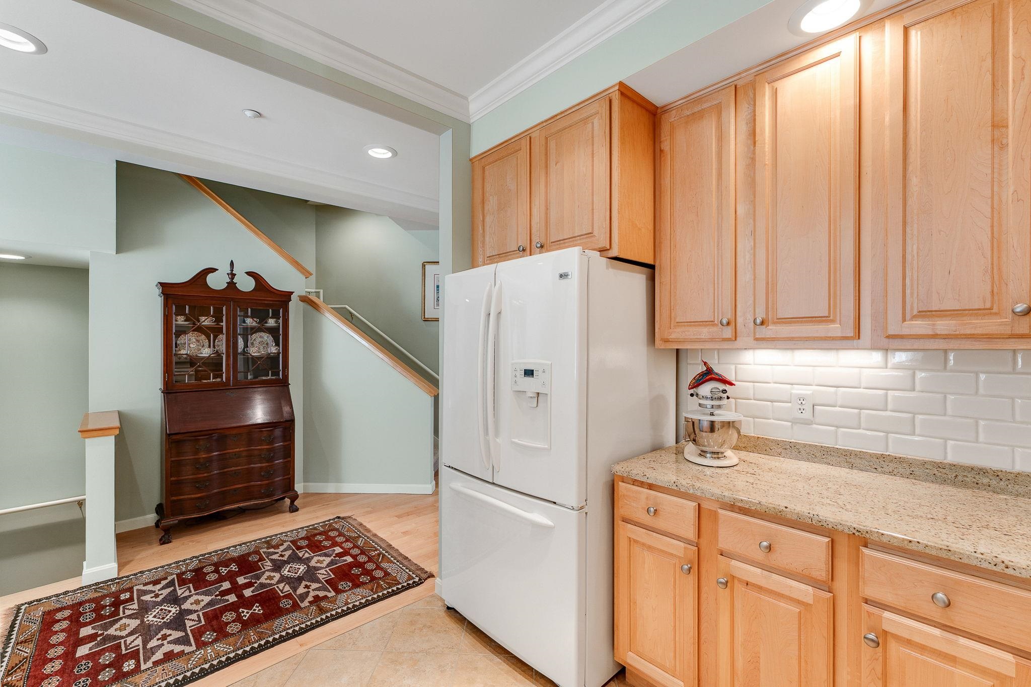 31 Forest Edge Drive Property Photo 7