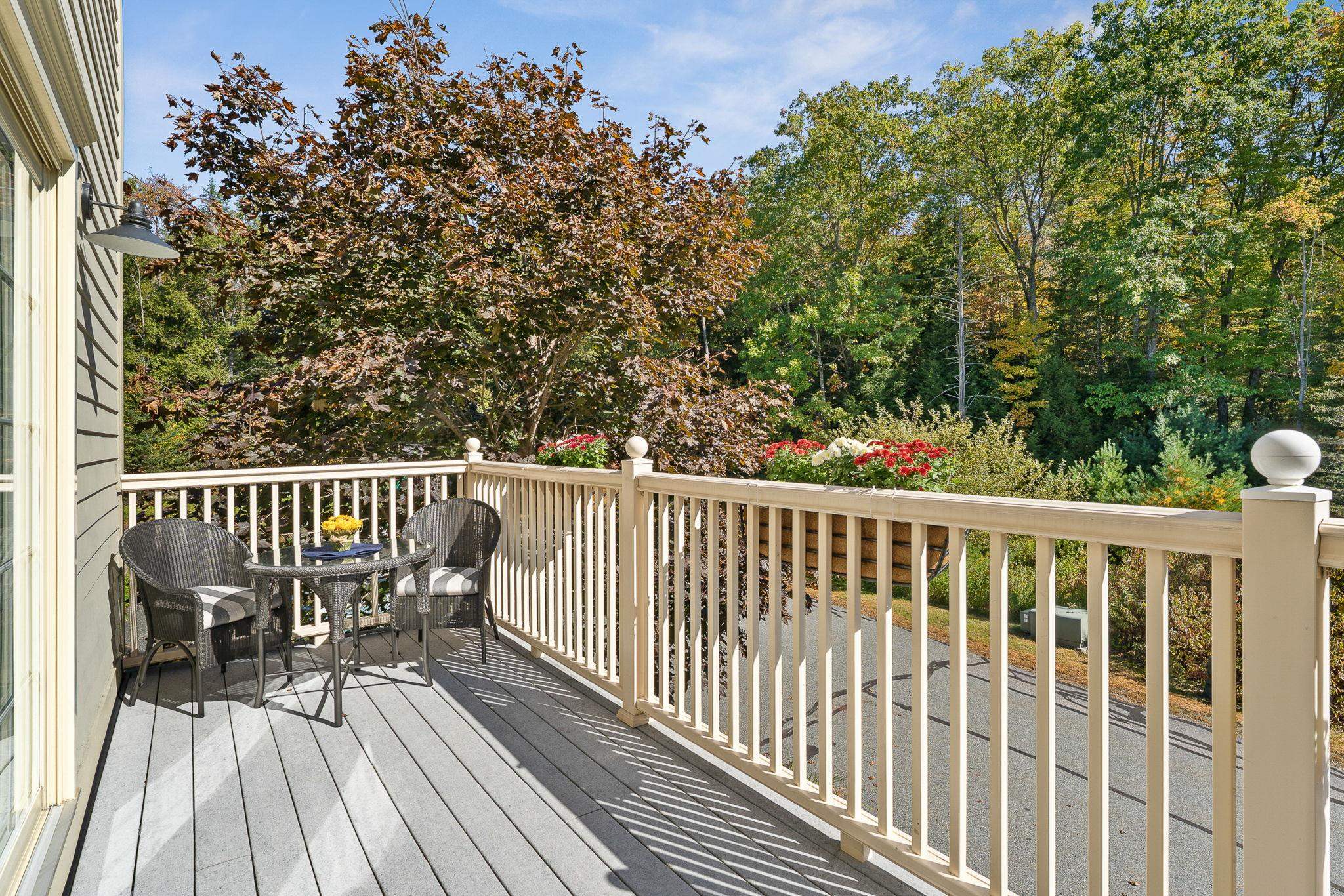 31 Forest Edge Drive Property Photo 12