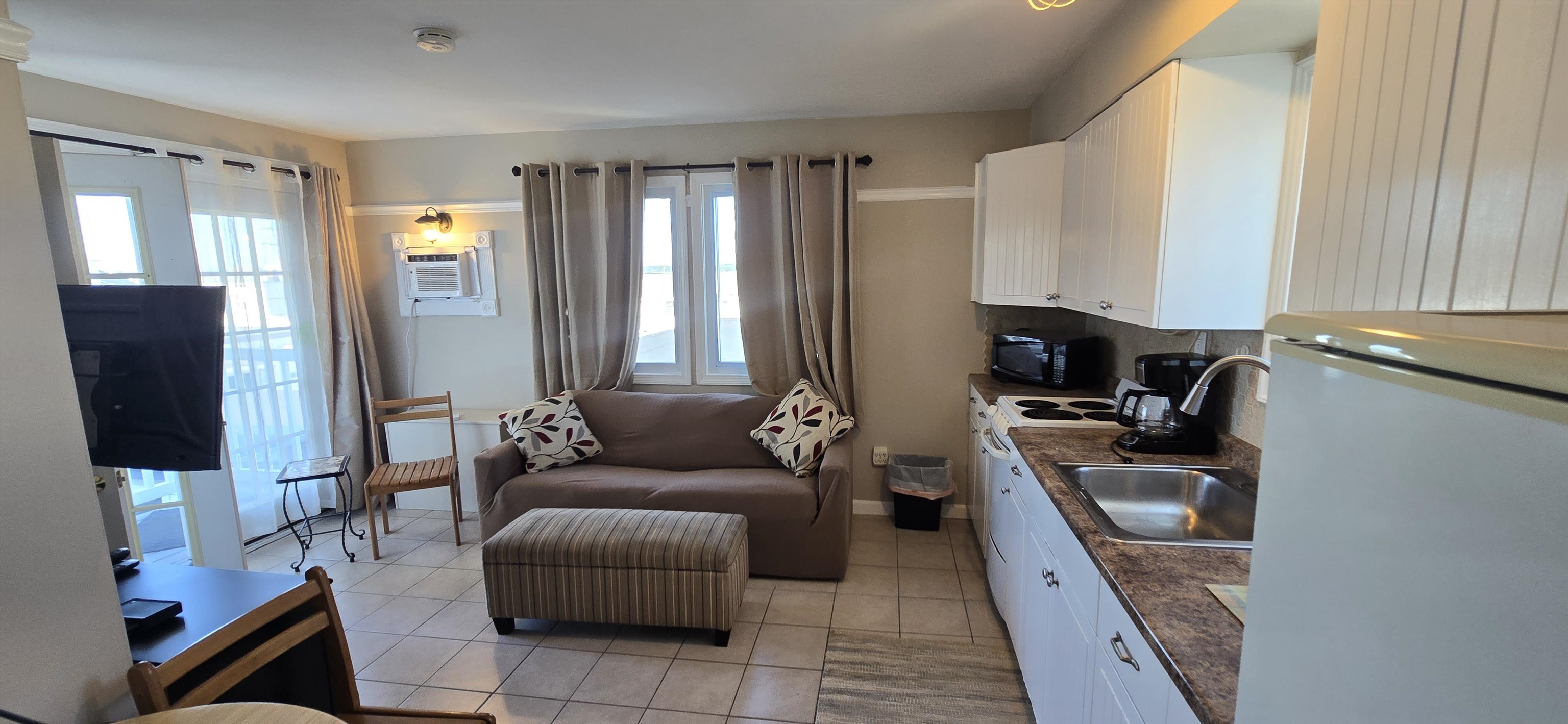 12 G Street Property Photo 2