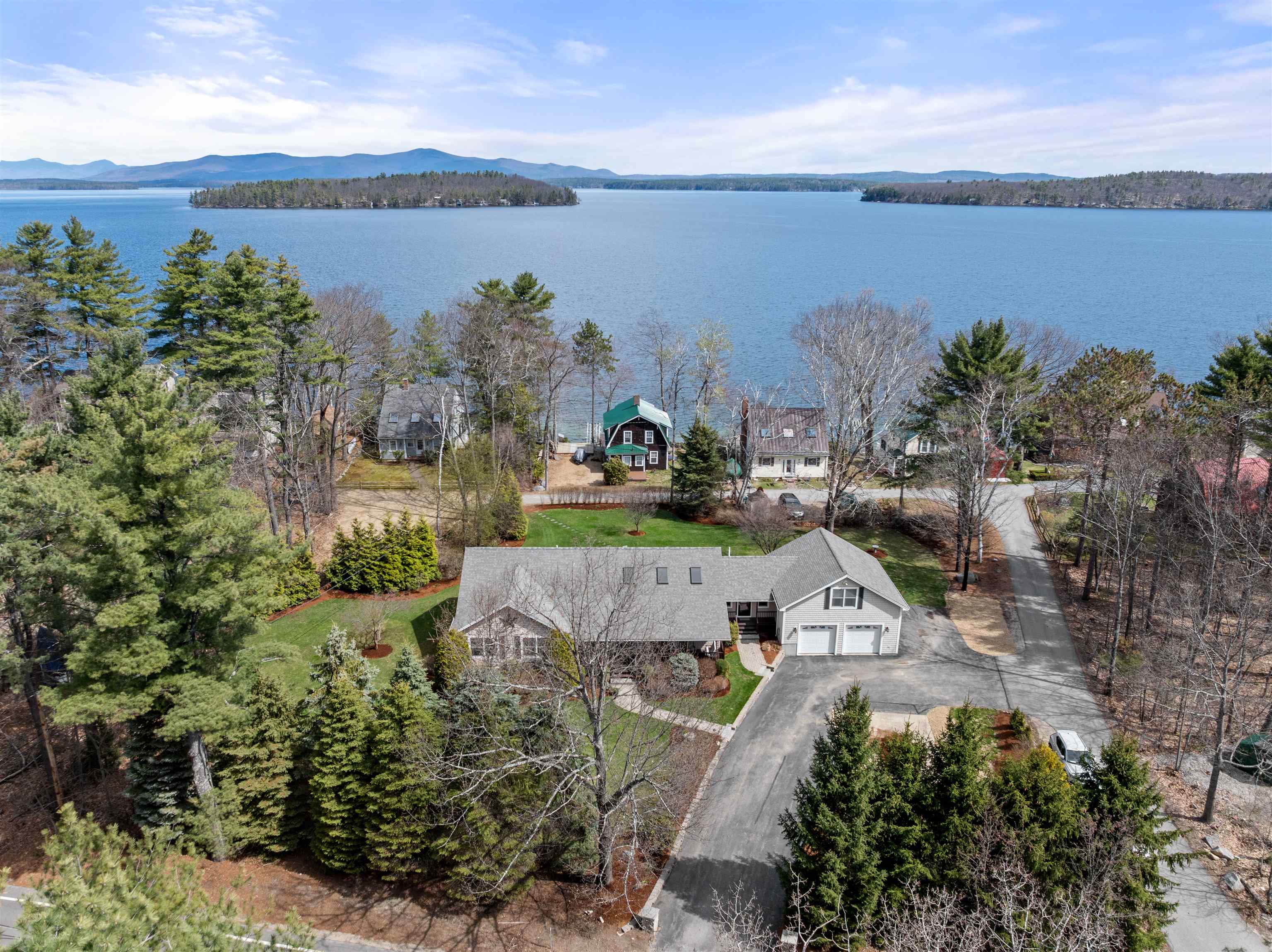 1756 Mount Major Highway Property Photo 2