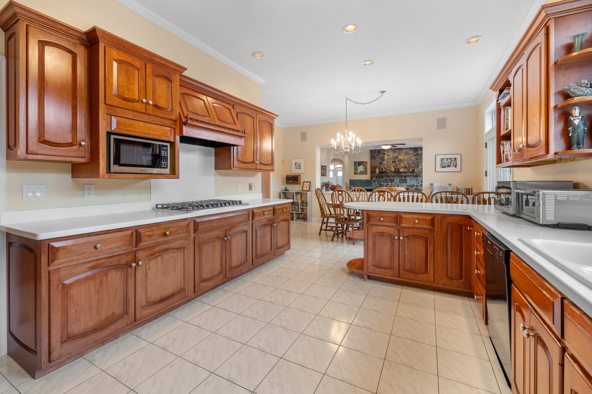 10 Morgan Road Property Photo 8