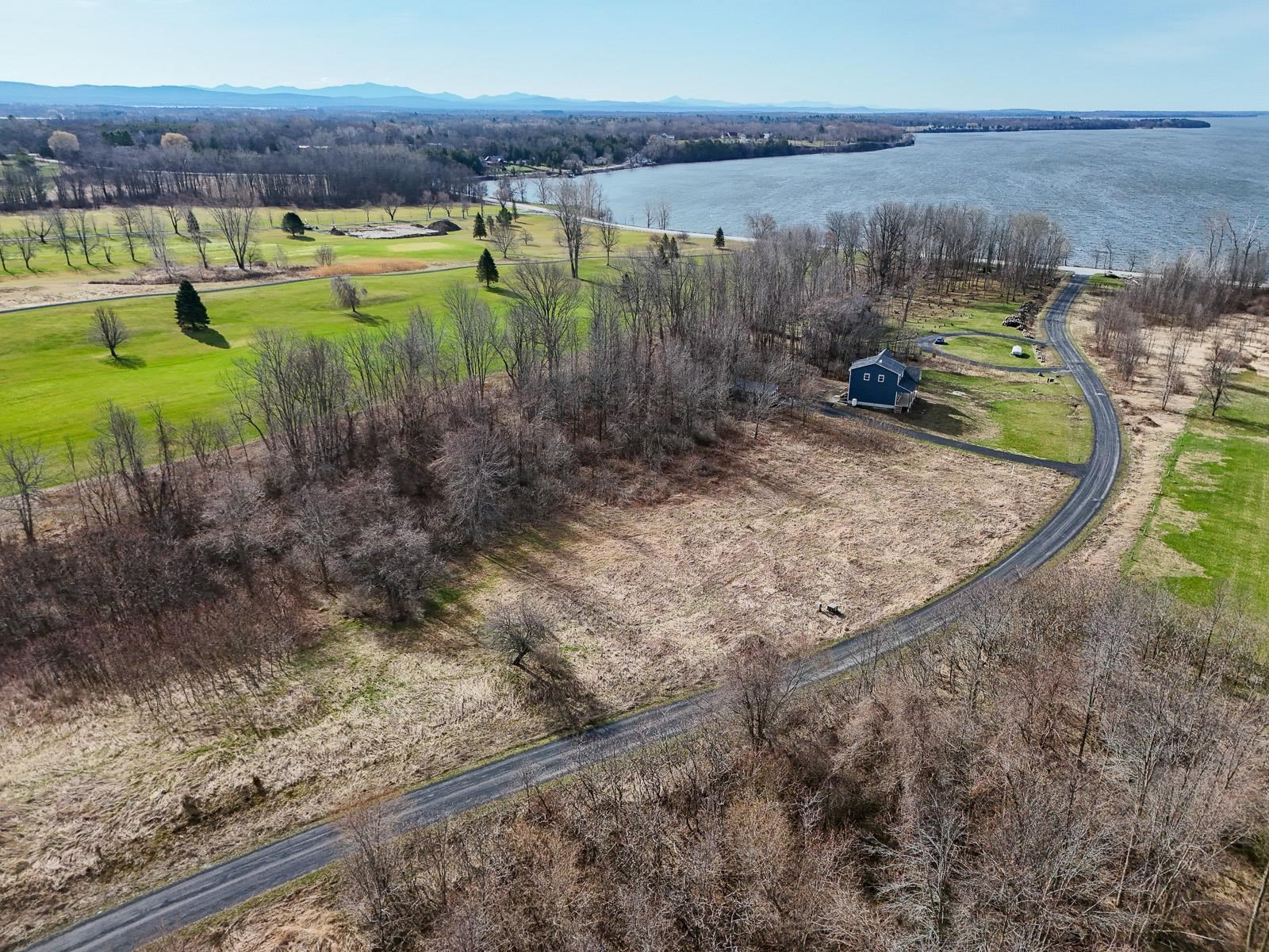 220 Terrapin Lane Property Photo 14