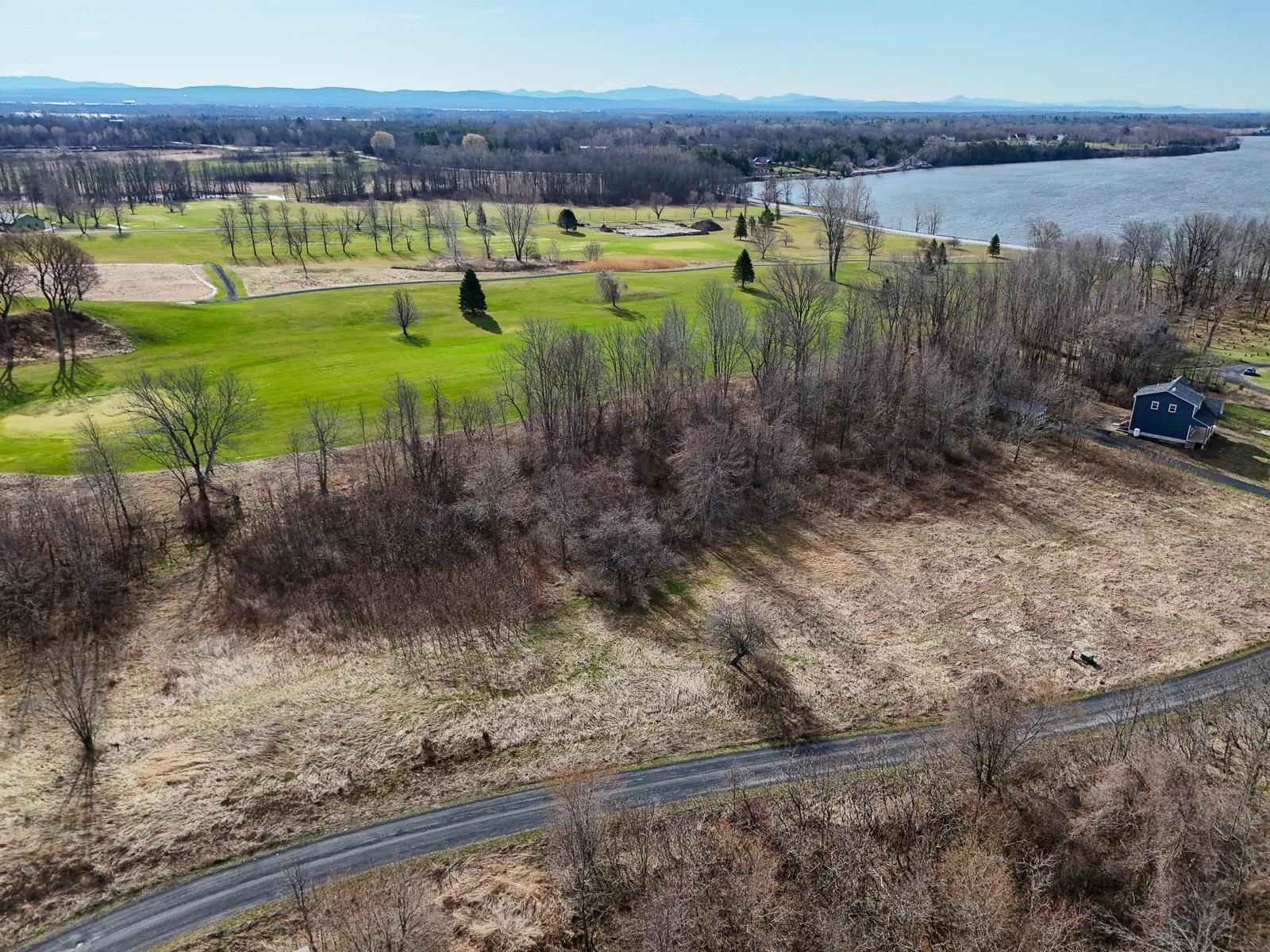 220 Terrapin Lane Property Photo 15