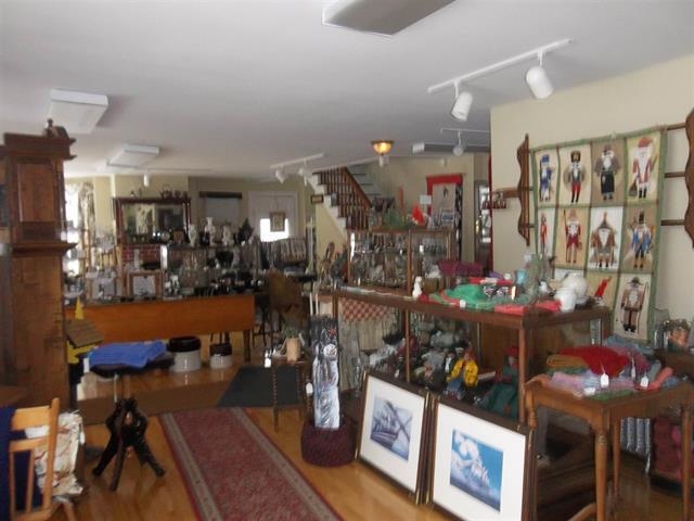 115/117 Main Street Property Photo 36