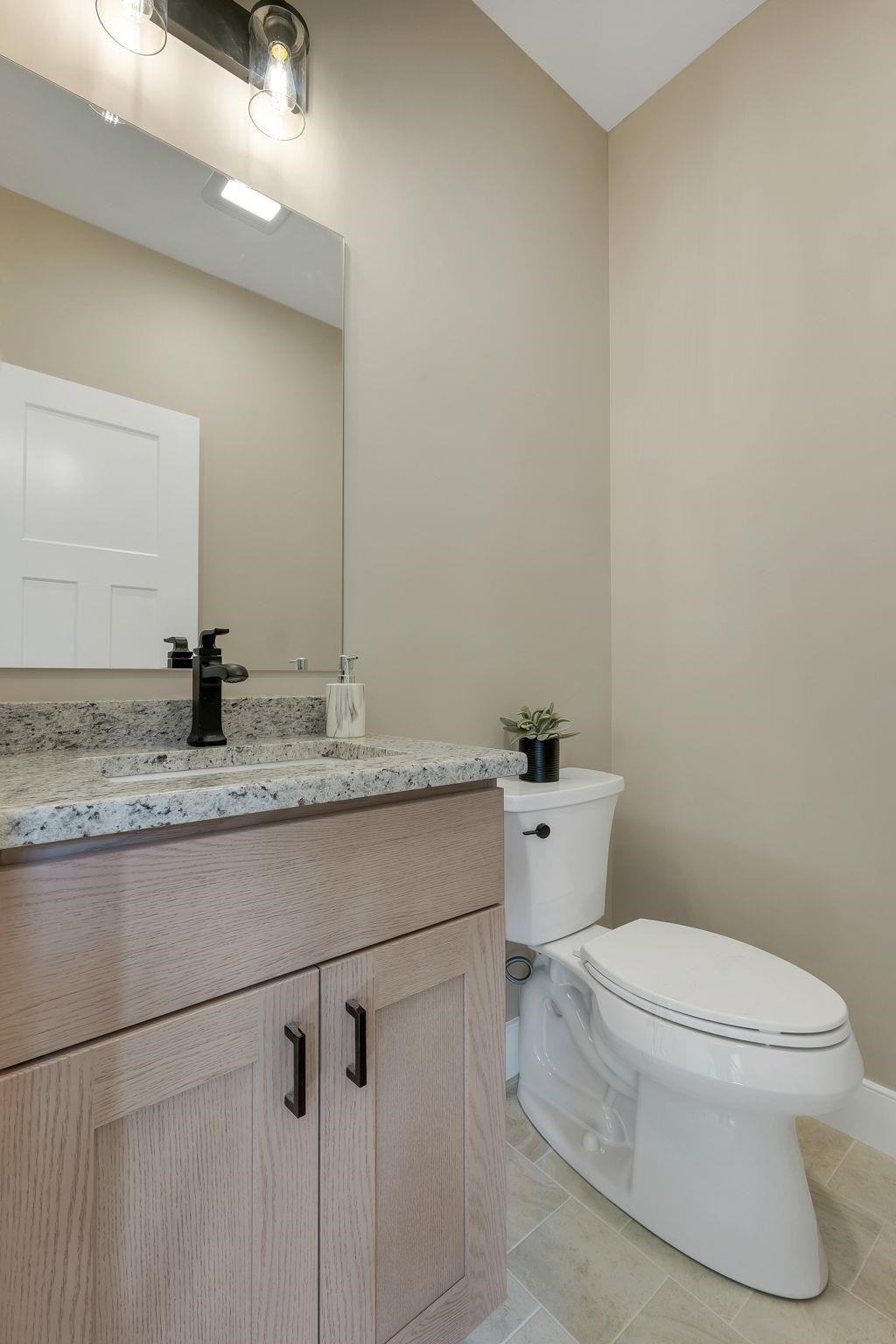 669 High Street Property Photo 47