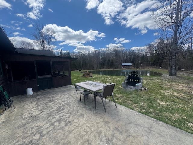 599 Collinsville Road Property Photo 5