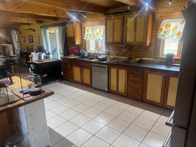 599 Collinsville Road Property Photo 12
