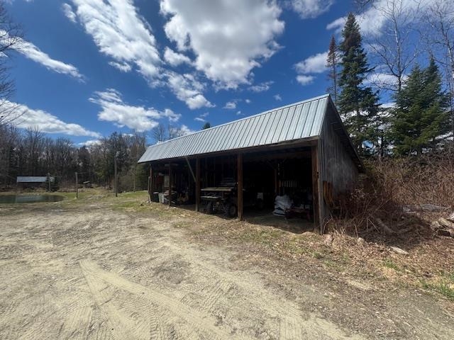 599 Collinsville Road Property Photo 41