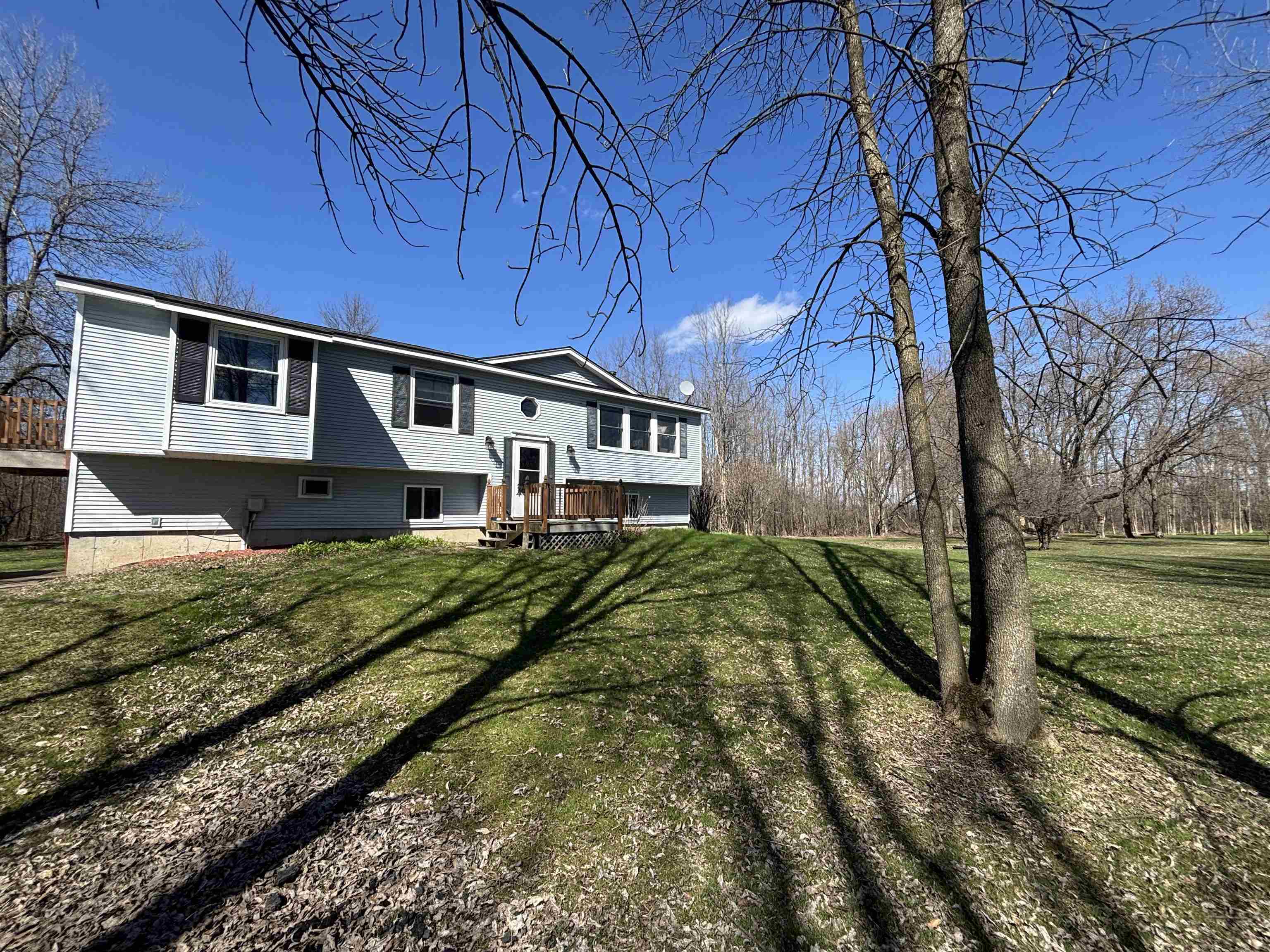 14 Ferry Road Property Photo 2
