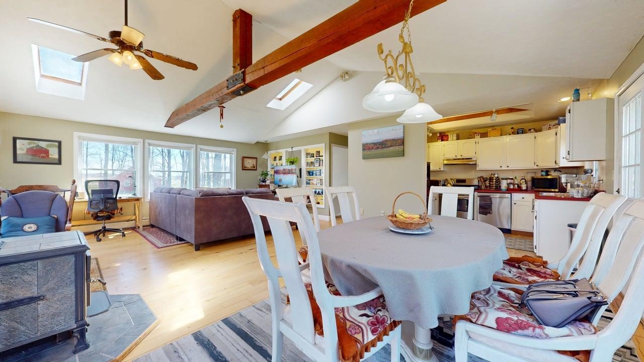 14 Ferry Road Property Photo 13