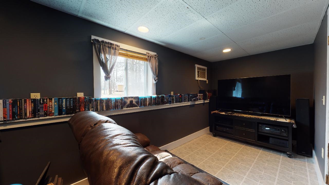 14 Ferry Road Property Photo 39